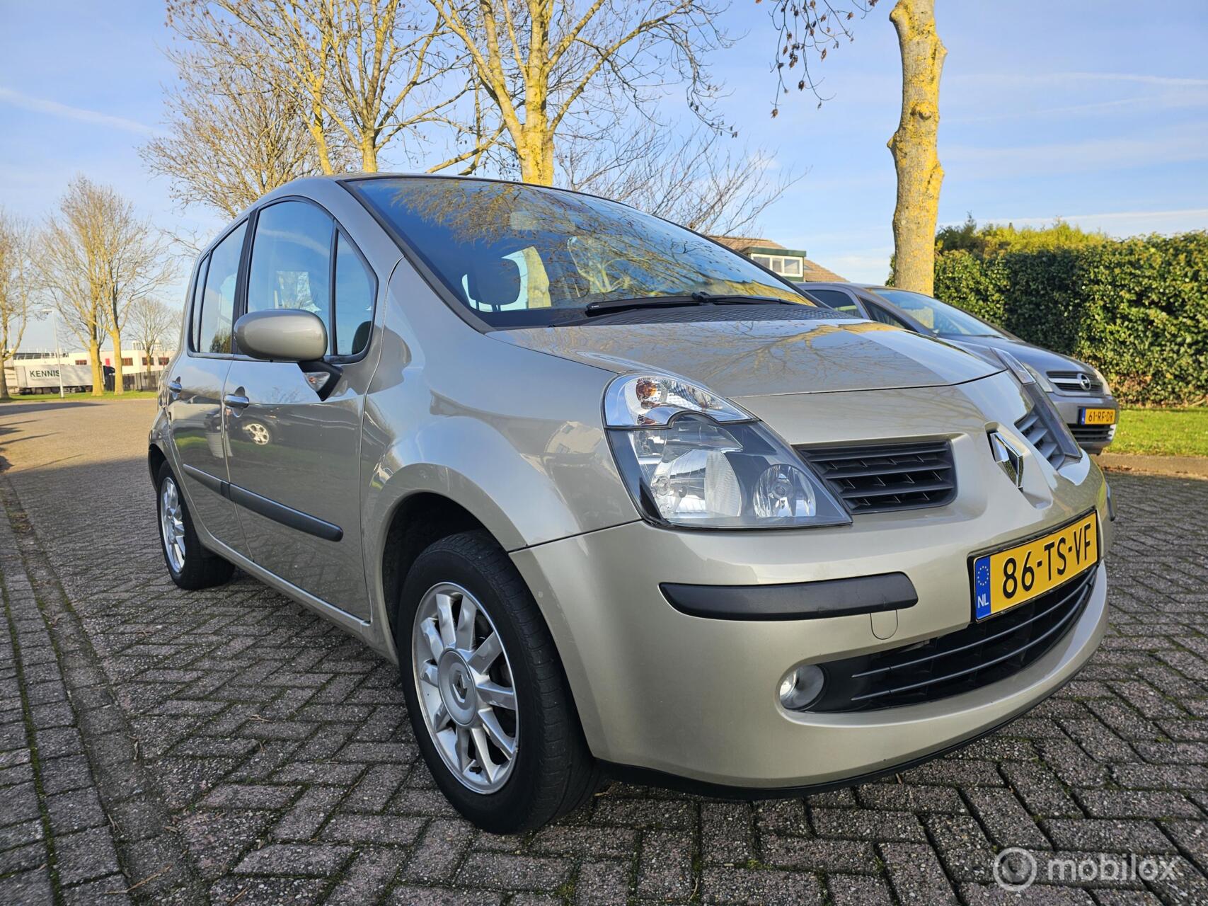 Foto van RENAULT MODUS