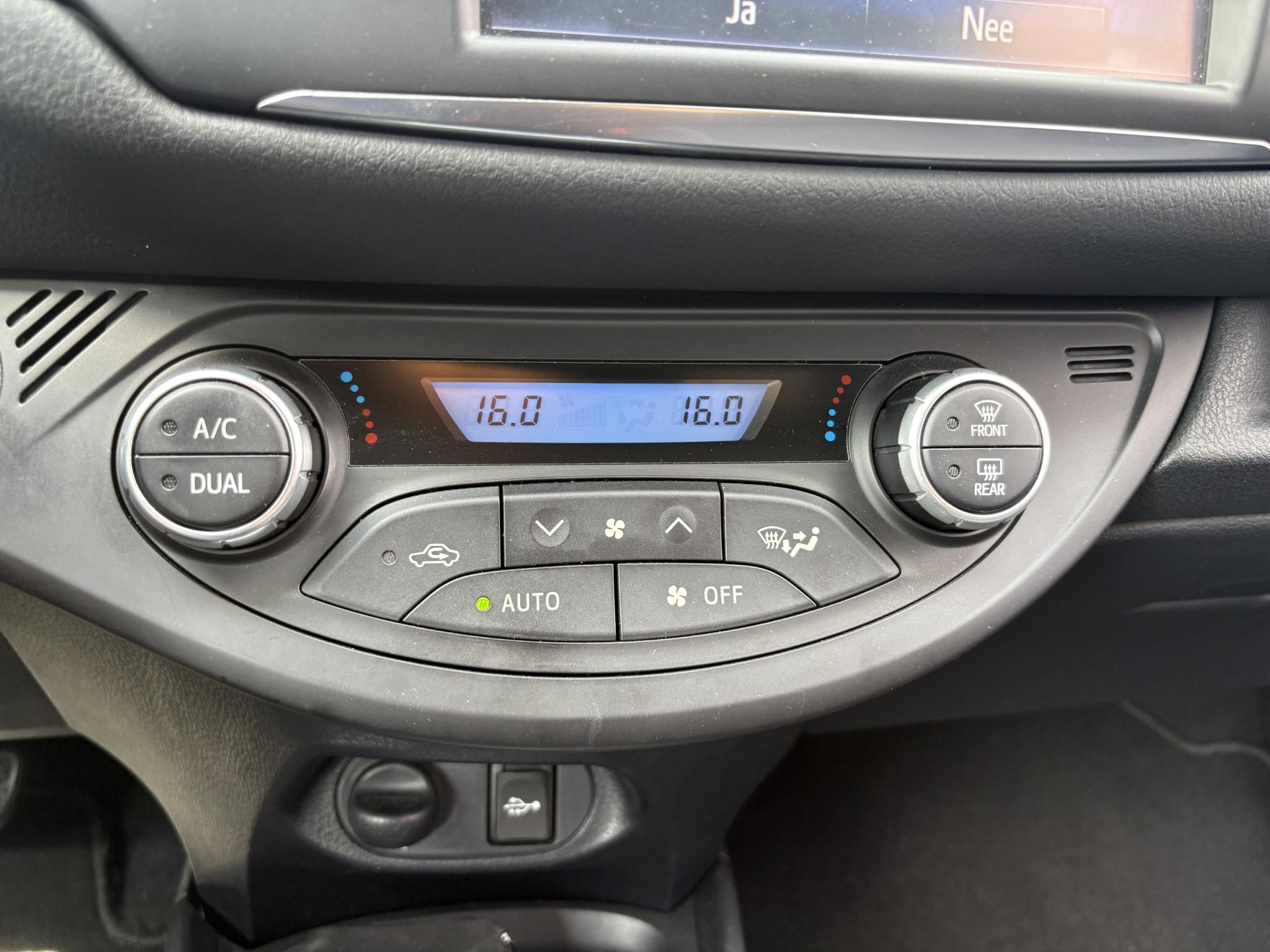 Foto van Toyota Toyota Yaris Hybrid