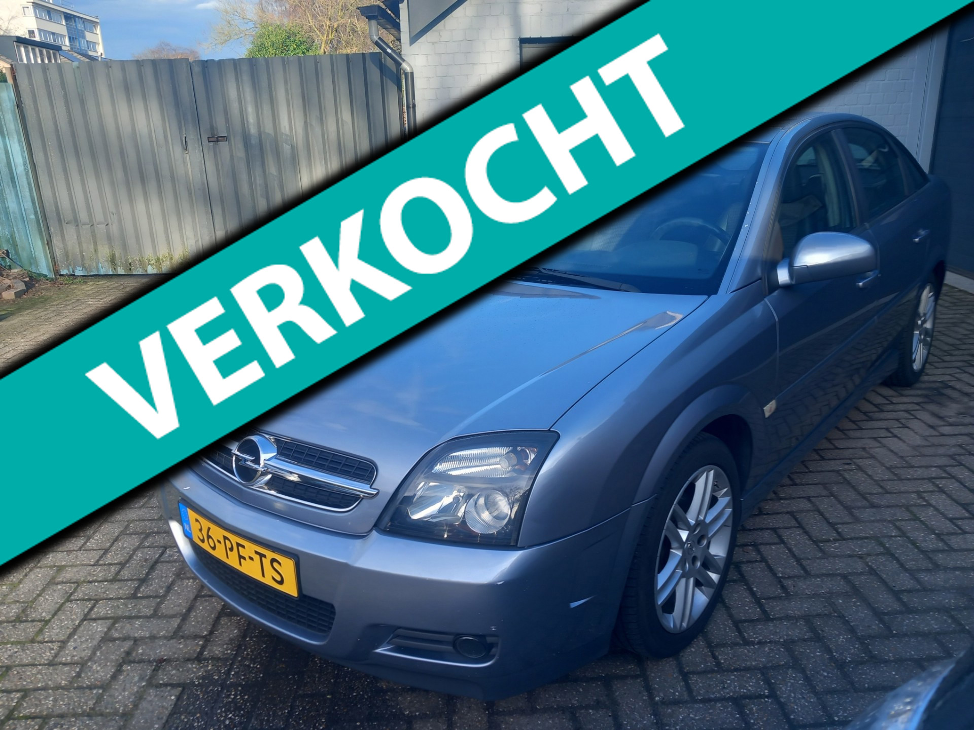 Foto van Opel Vectra GTS