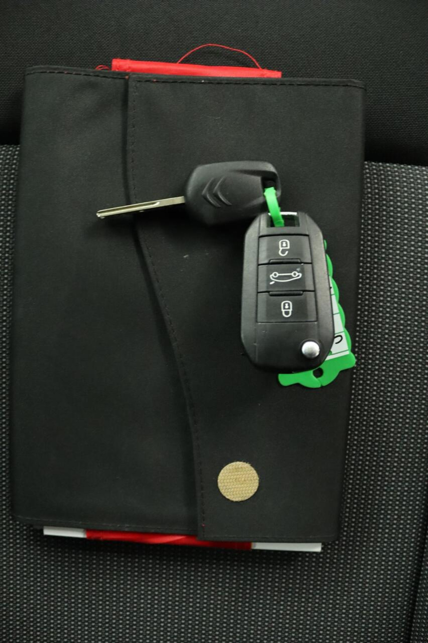 Foto van Citroen C4 Cactus