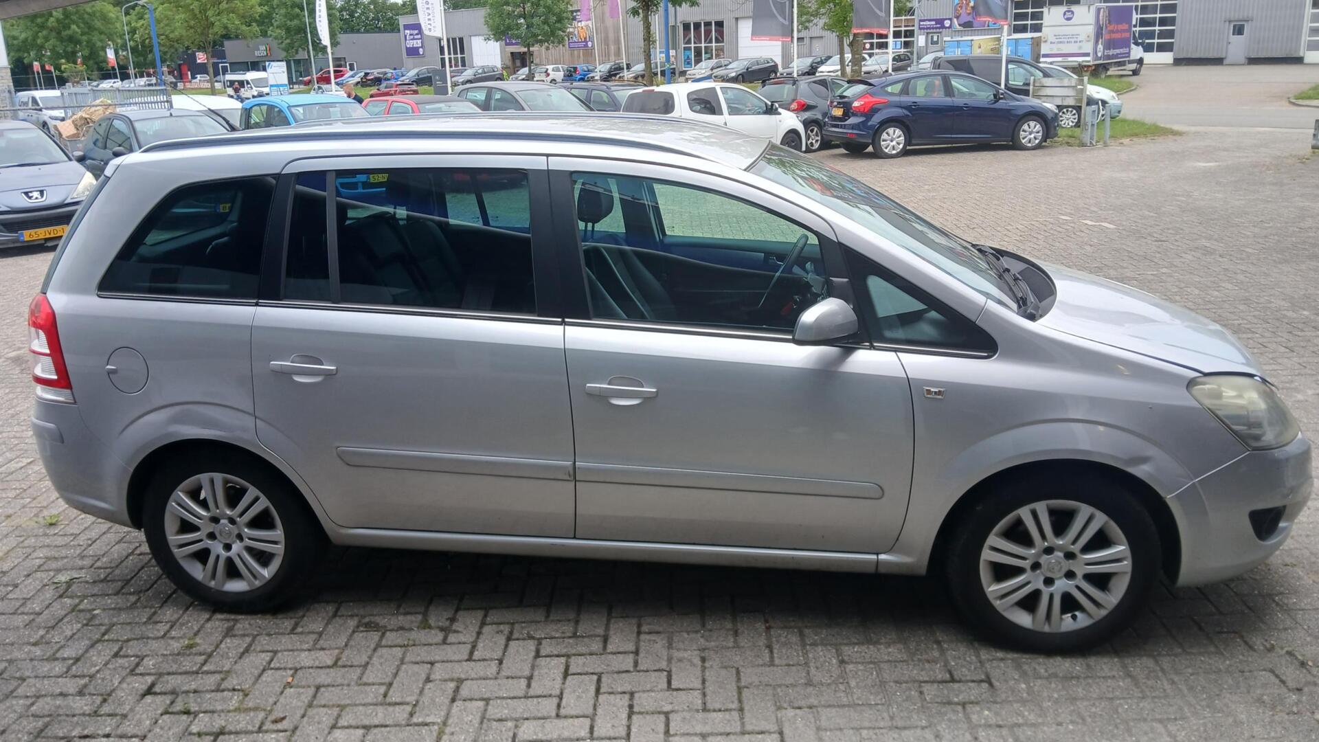 Foto van Opel Zafira