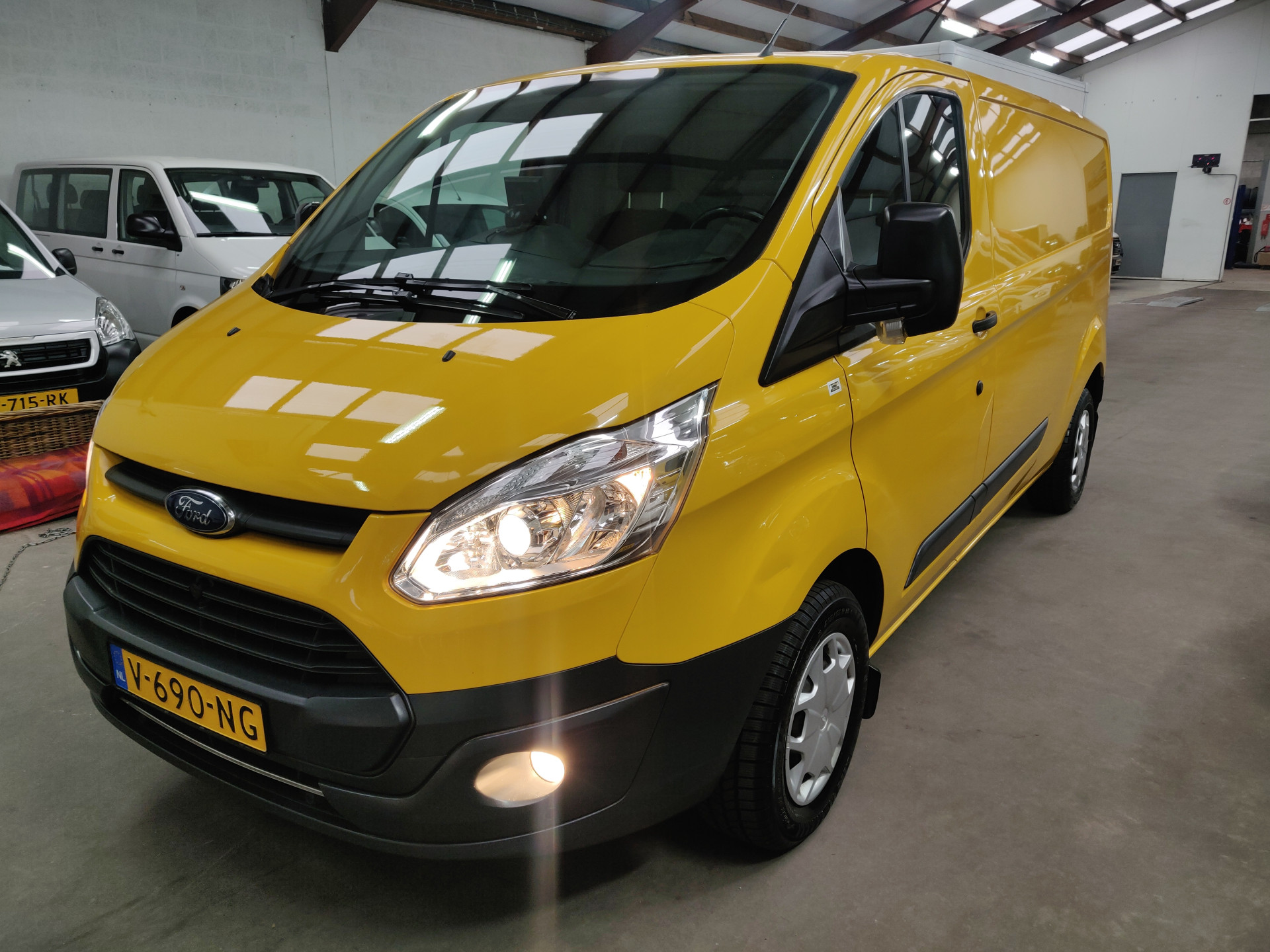 Ford Transit Custom 290 2.0 TDCI L2H1 Trend E6 2018 - voorkant