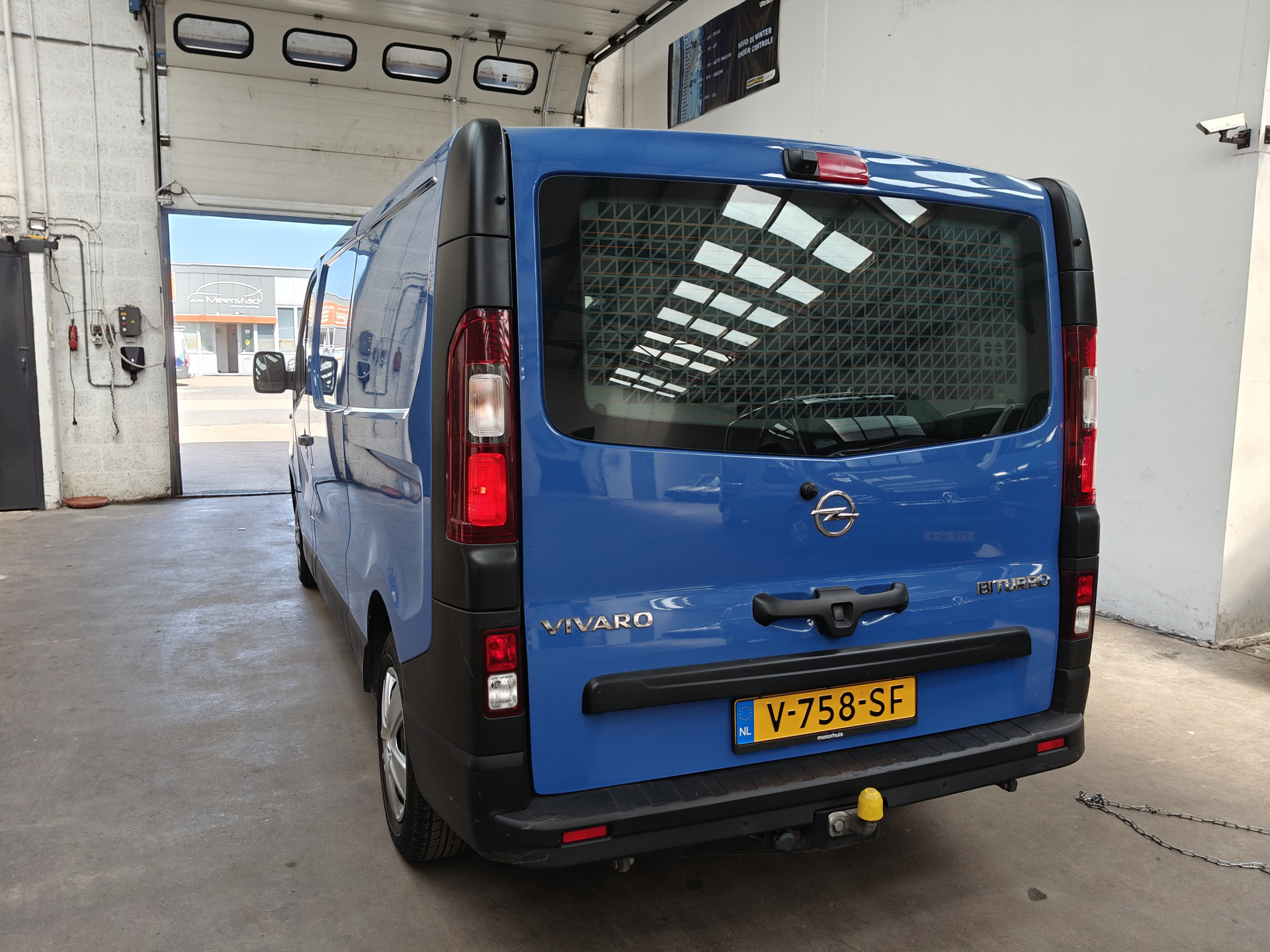 Foto van Opel Vivaro-b