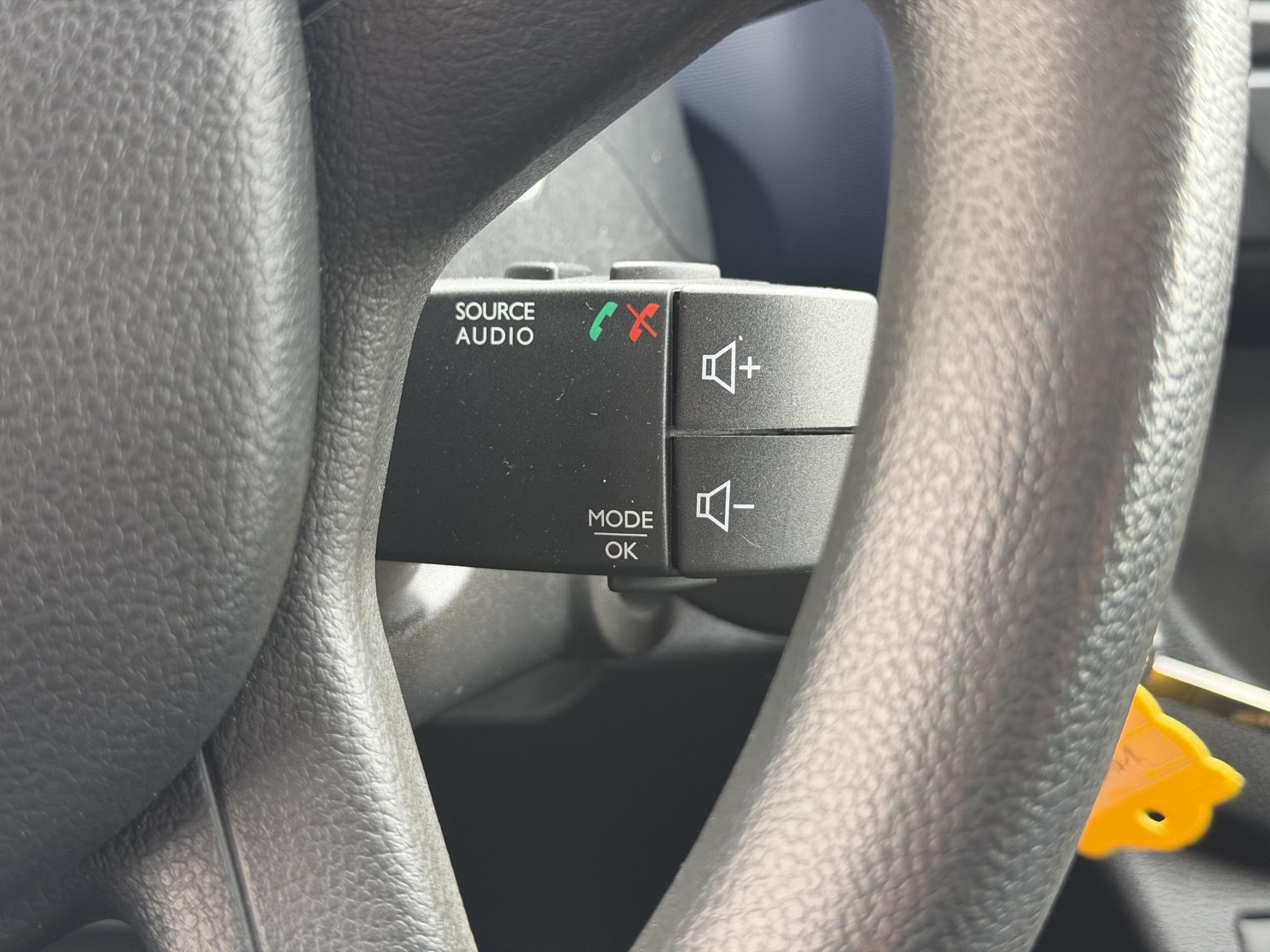 Foto van Opel Vivaro-b