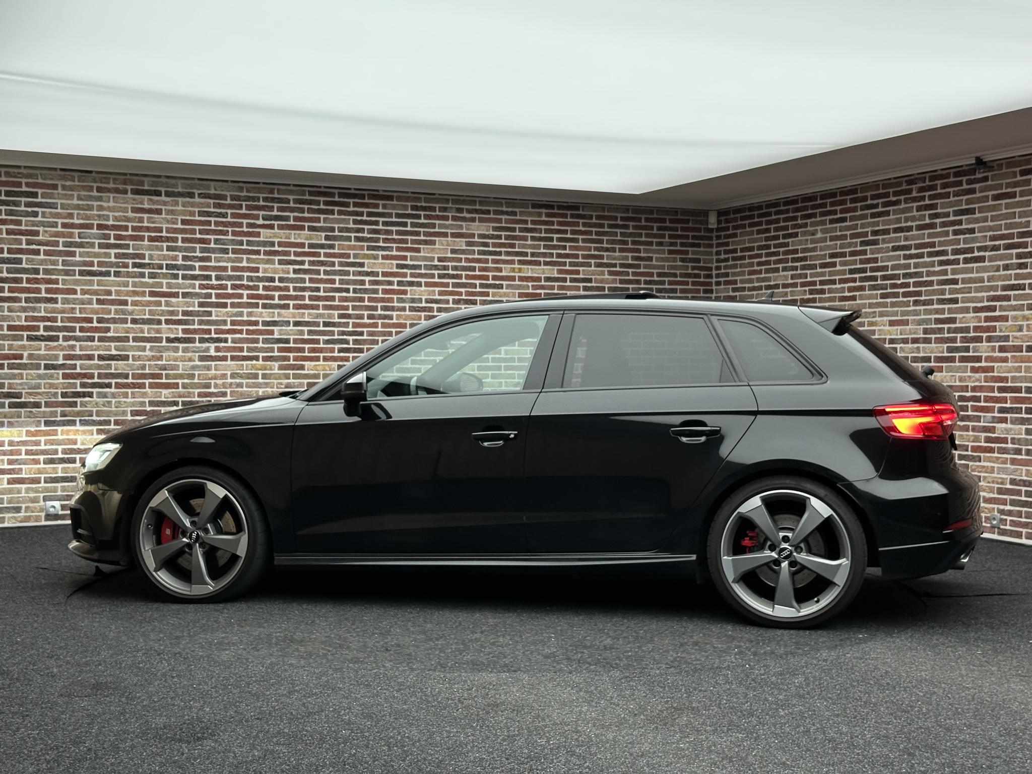 Foto van Audi S3 Sportback
