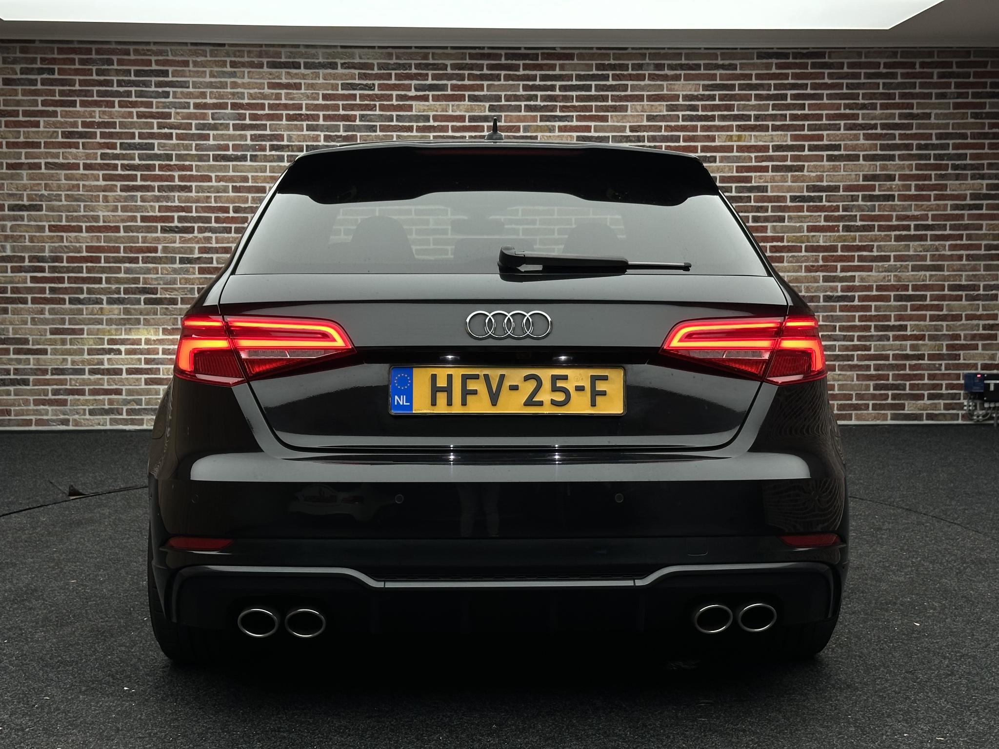 Foto van Audi S3 Sportback