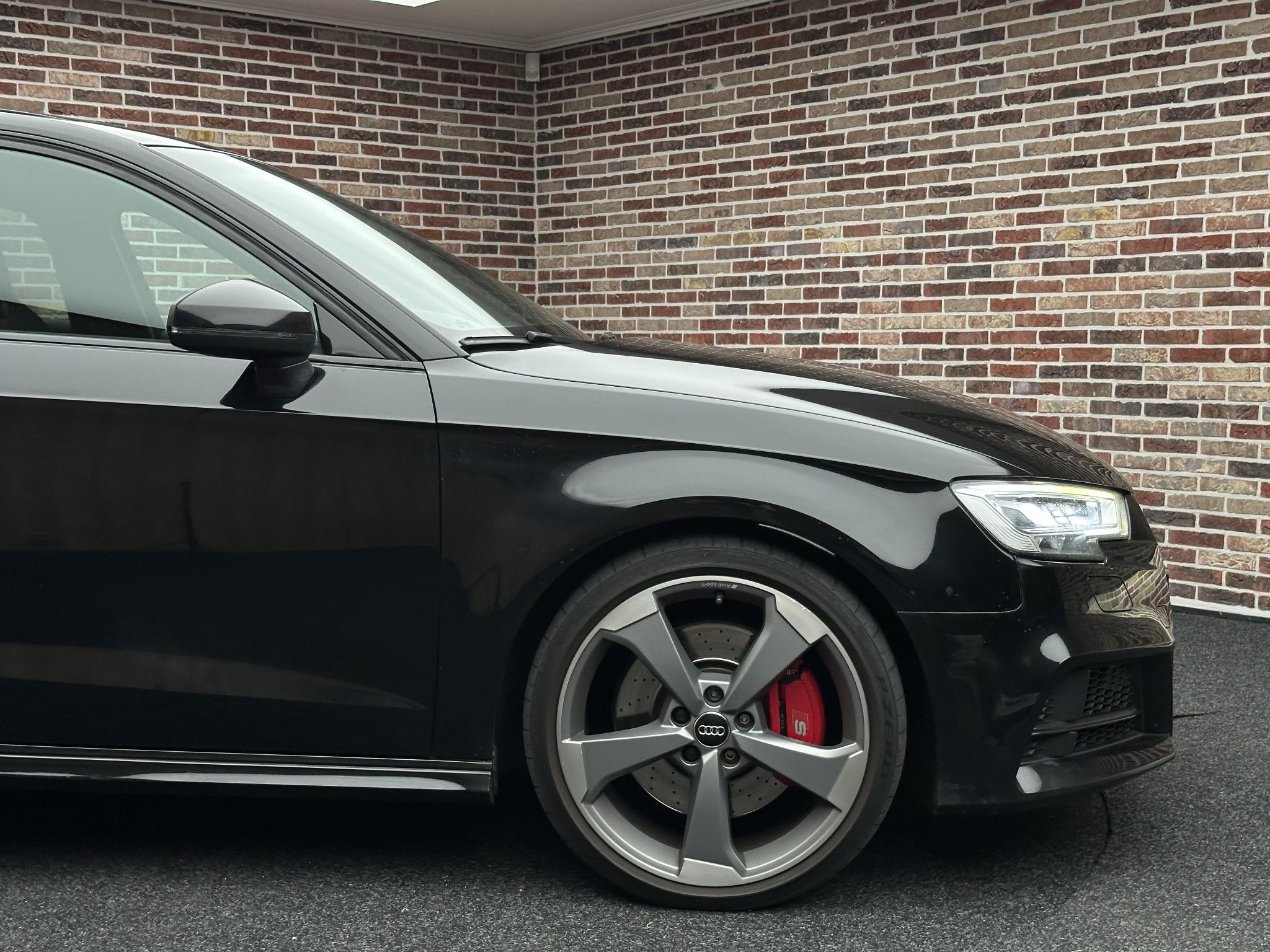 Foto van Audi S3 Sportback