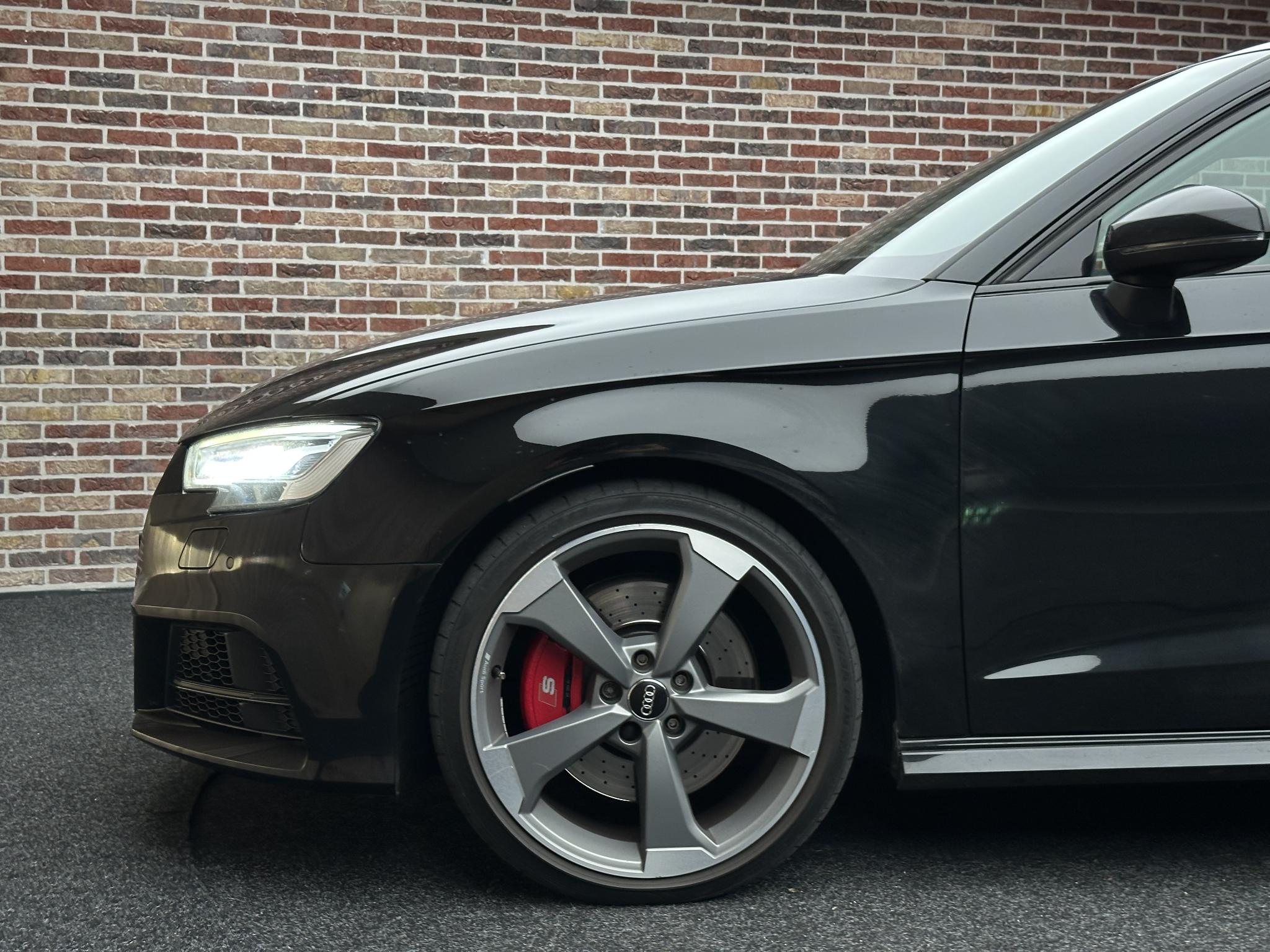 Foto van Audi S3 Sportback