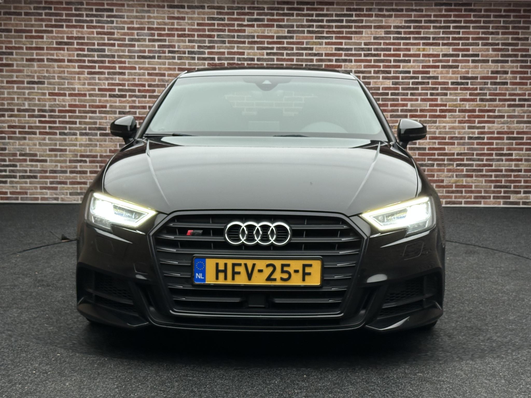 Foto van Audi S3 Sportback