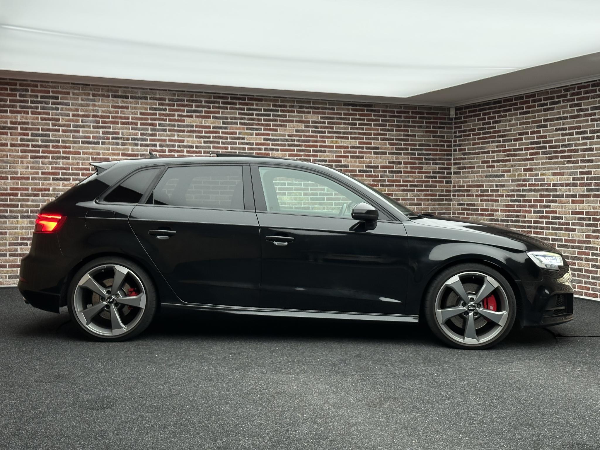 Foto van Audi S3 Sportback