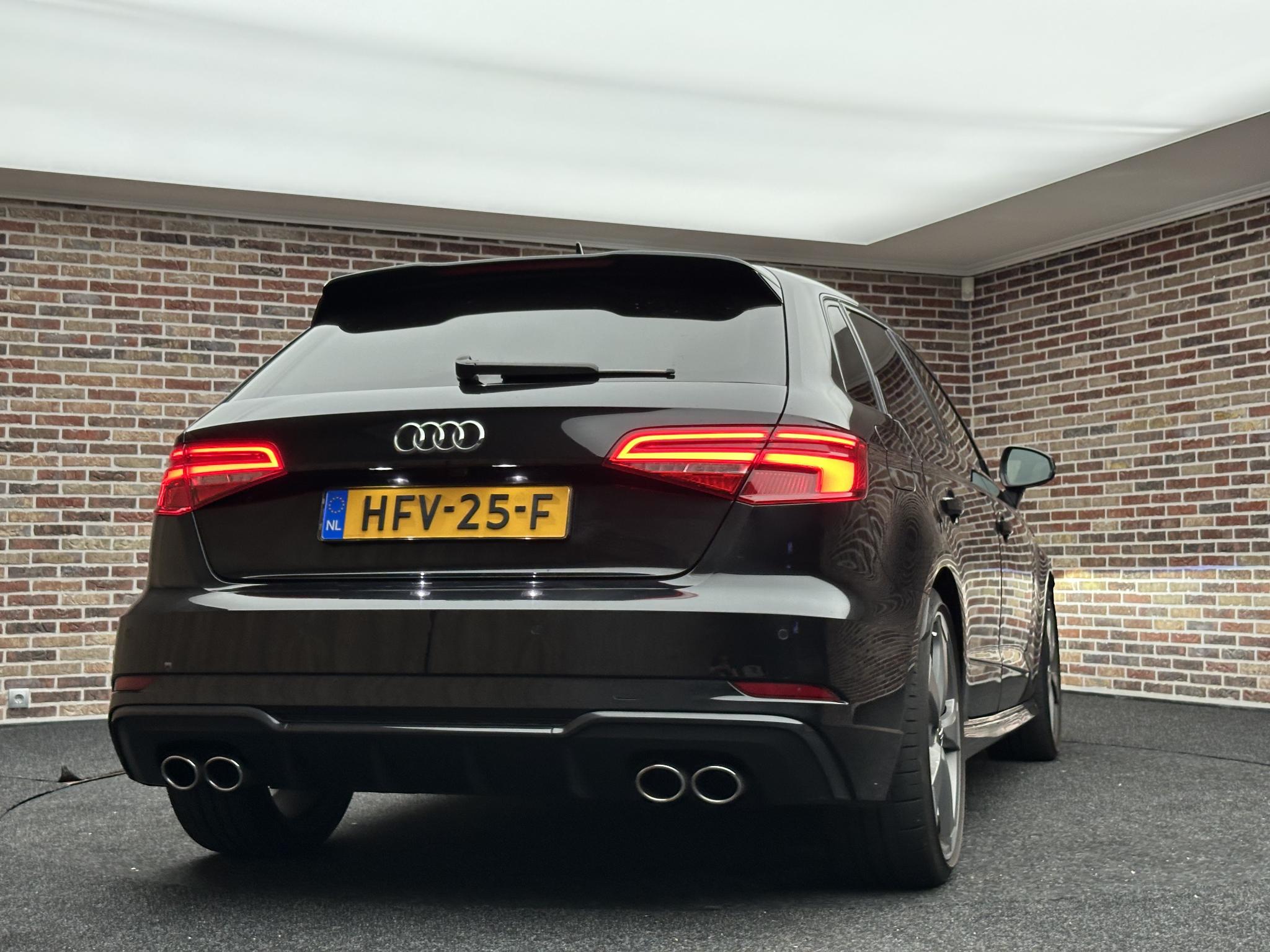 Foto van Audi S3 Sportback
