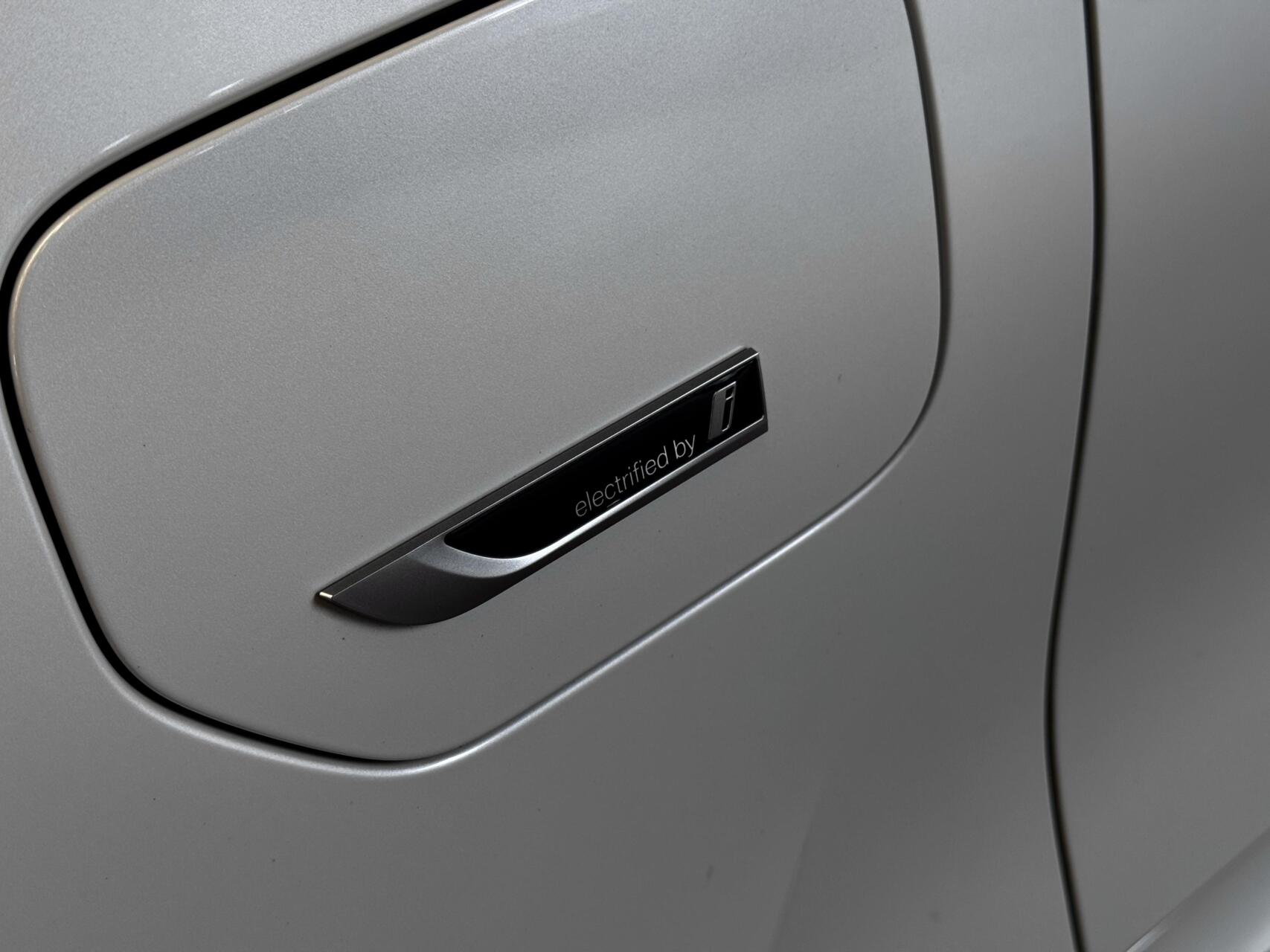 Foto van BMW 330e xDrive