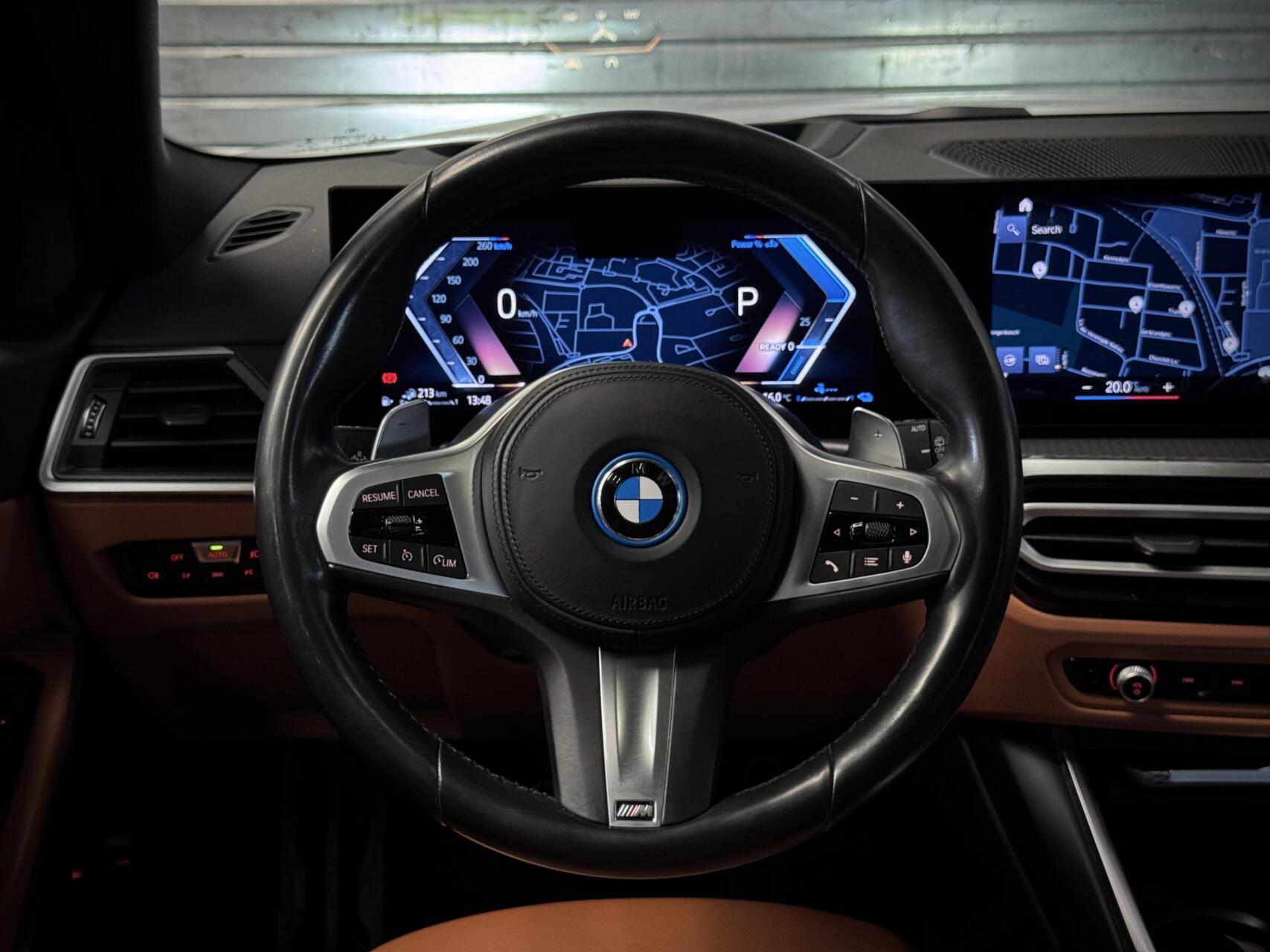 Foto van BMW 330e xDrive