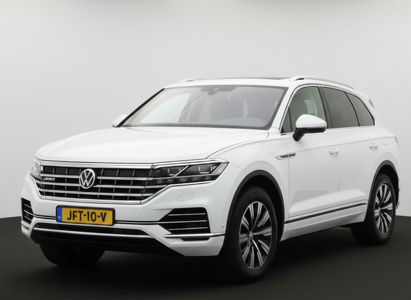 Foto van Volkswagen Touareg Ehybrid
