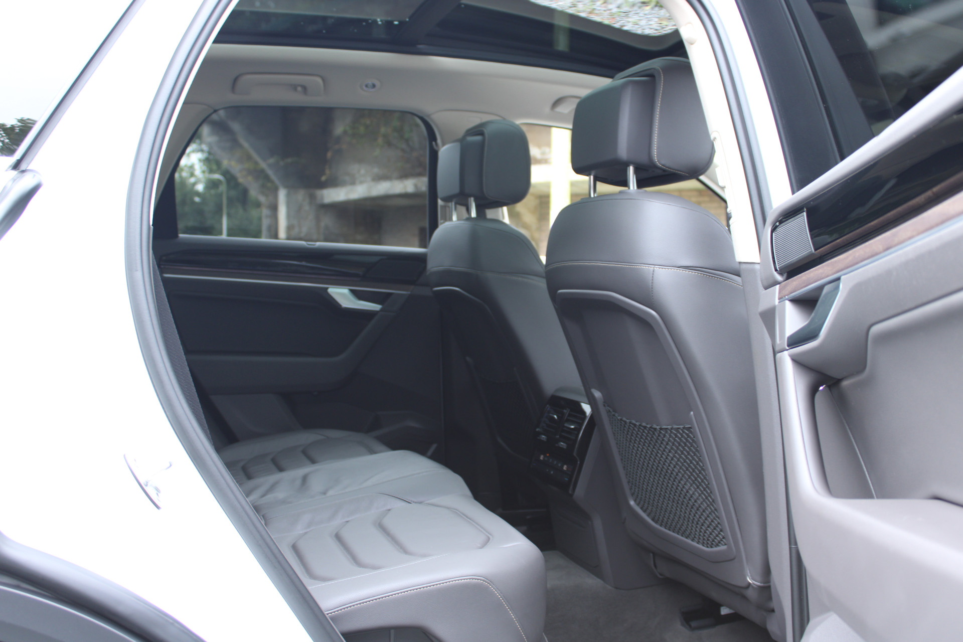 Foto van Volkswagen Touareg Ehybrid