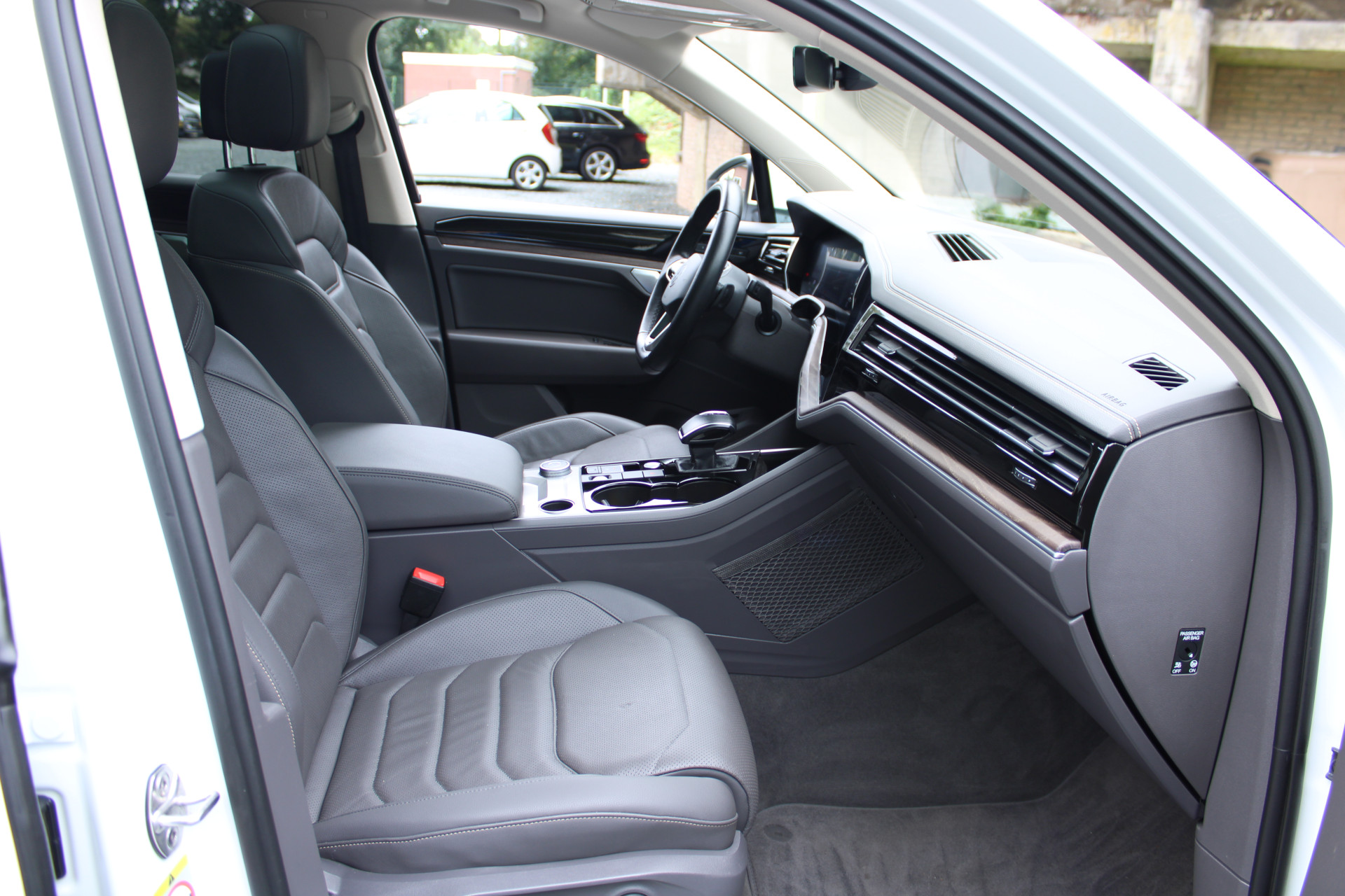 Foto van Volkswagen Touareg Ehybrid