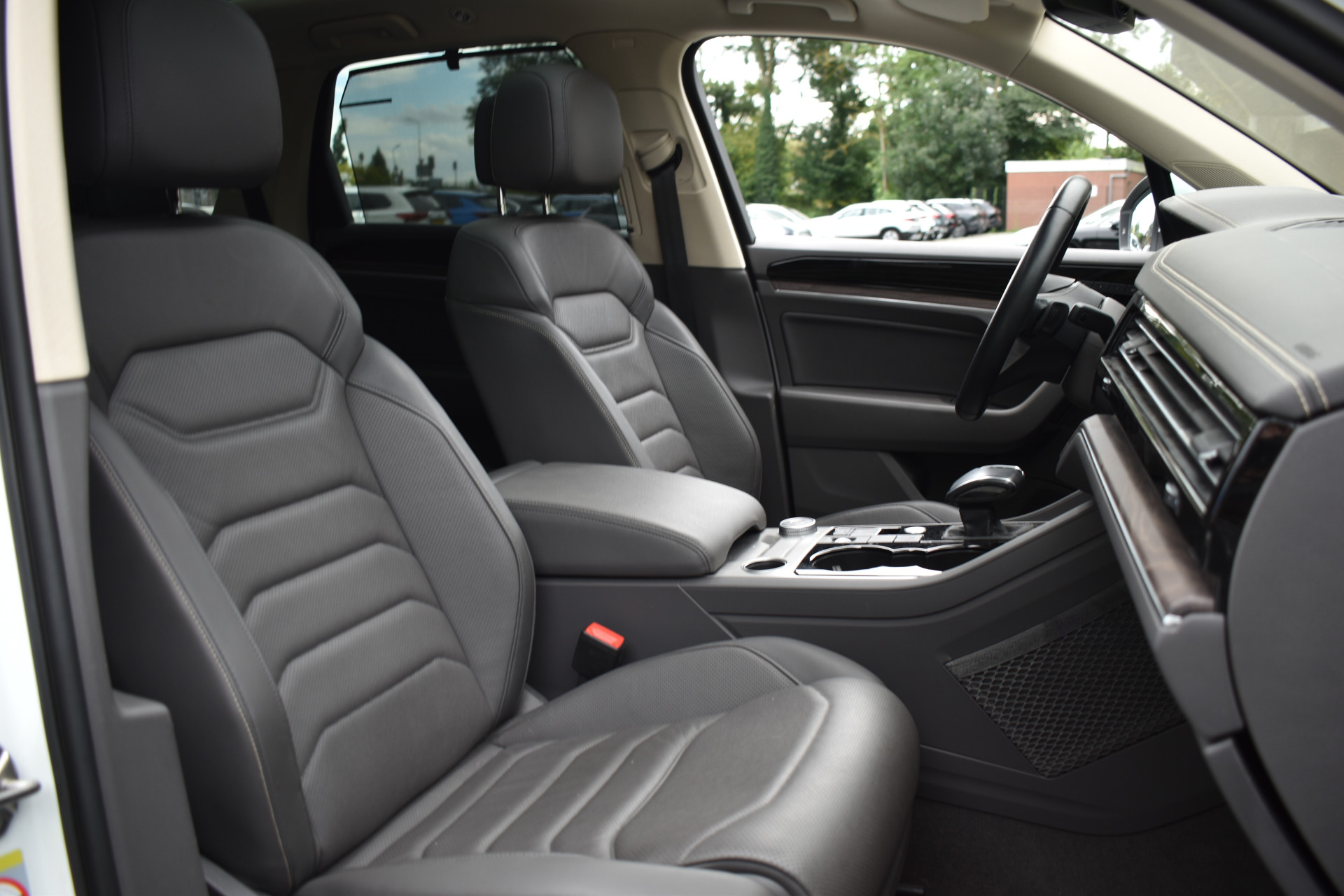 Foto van Volkswagen Touareg Ehybrid