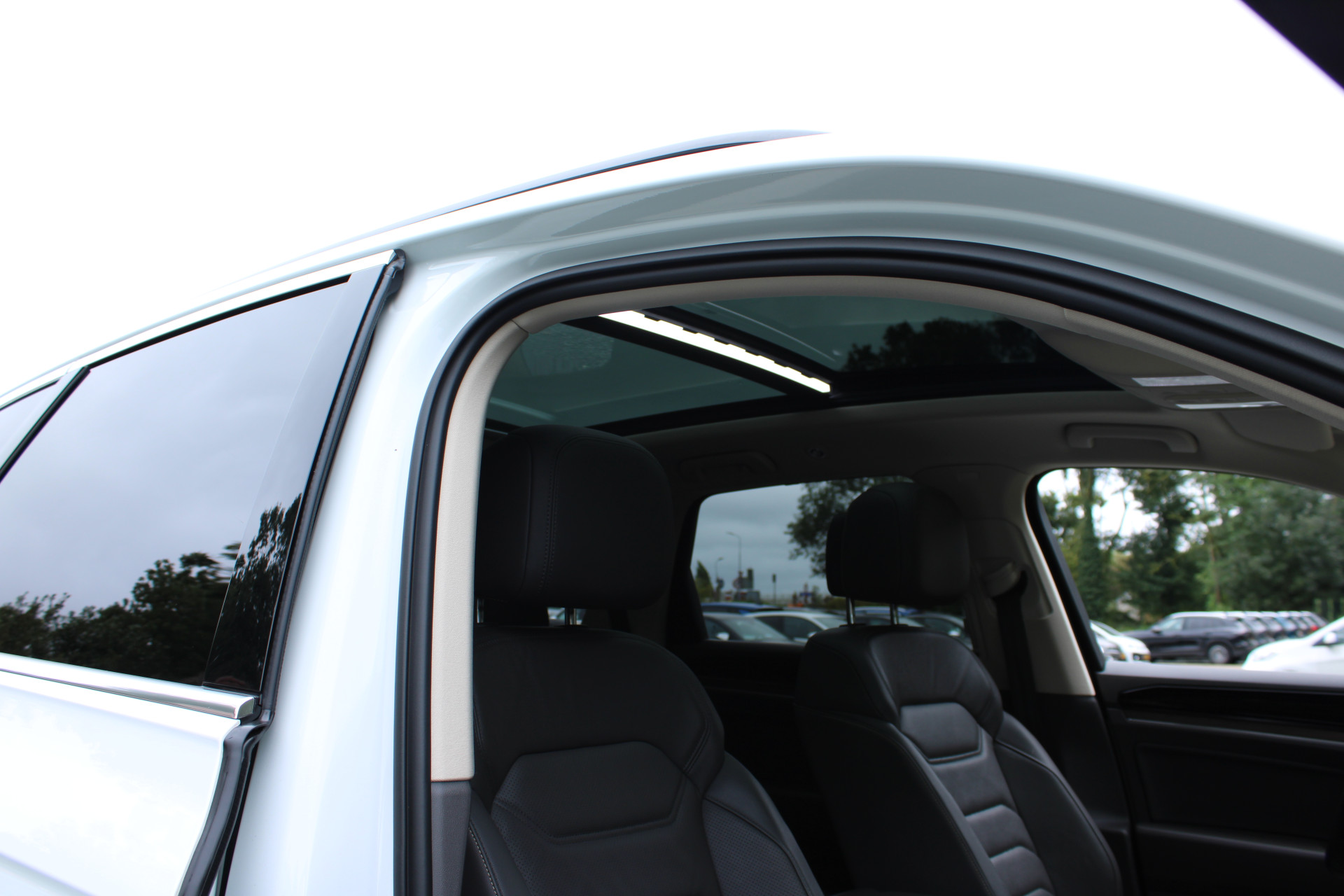 Foto van Volkswagen Touareg Ehybrid