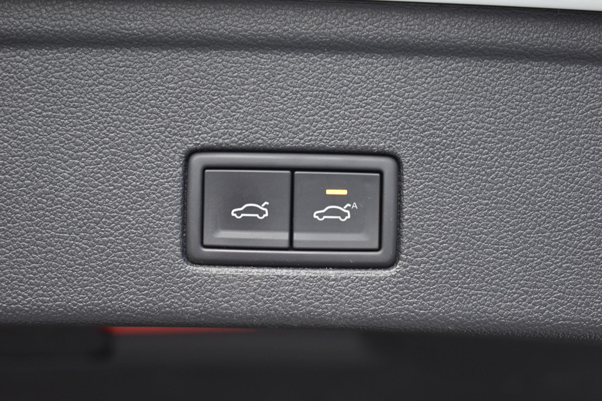 Foto van Volkswagen Touareg Ehybrid