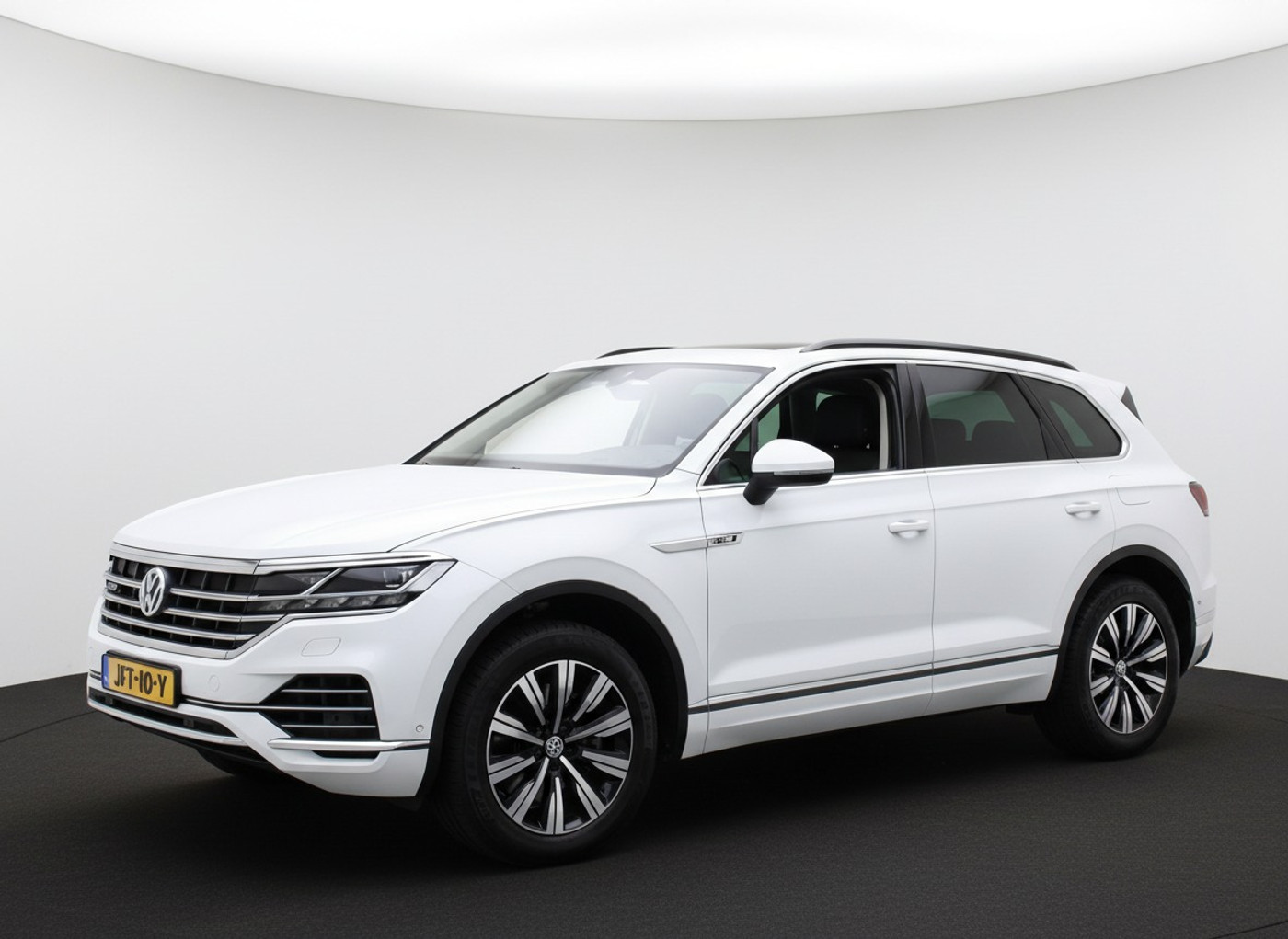 Foto van Volkswagen Touareg Ehybrid