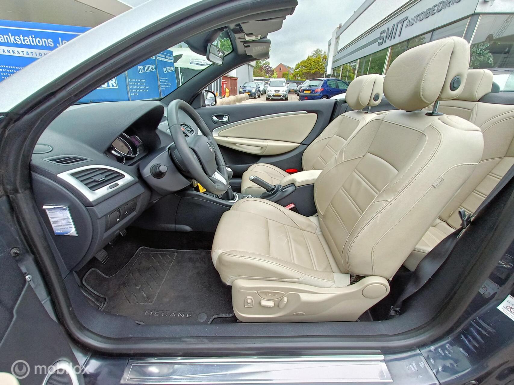 Foto van Renault Mégane Coupé-cabriolet