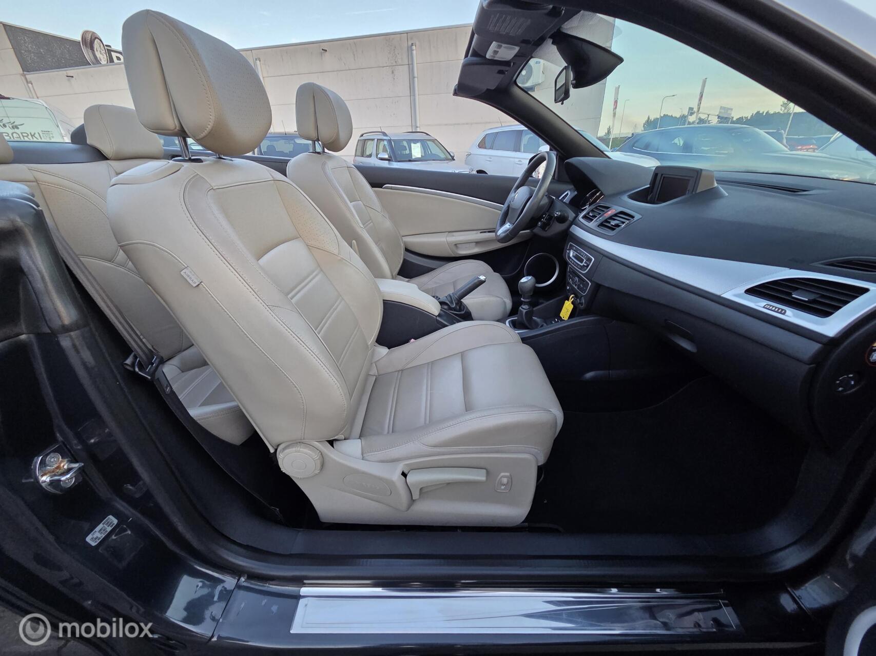Foto van Renault Mégane Coupé-cabriolet