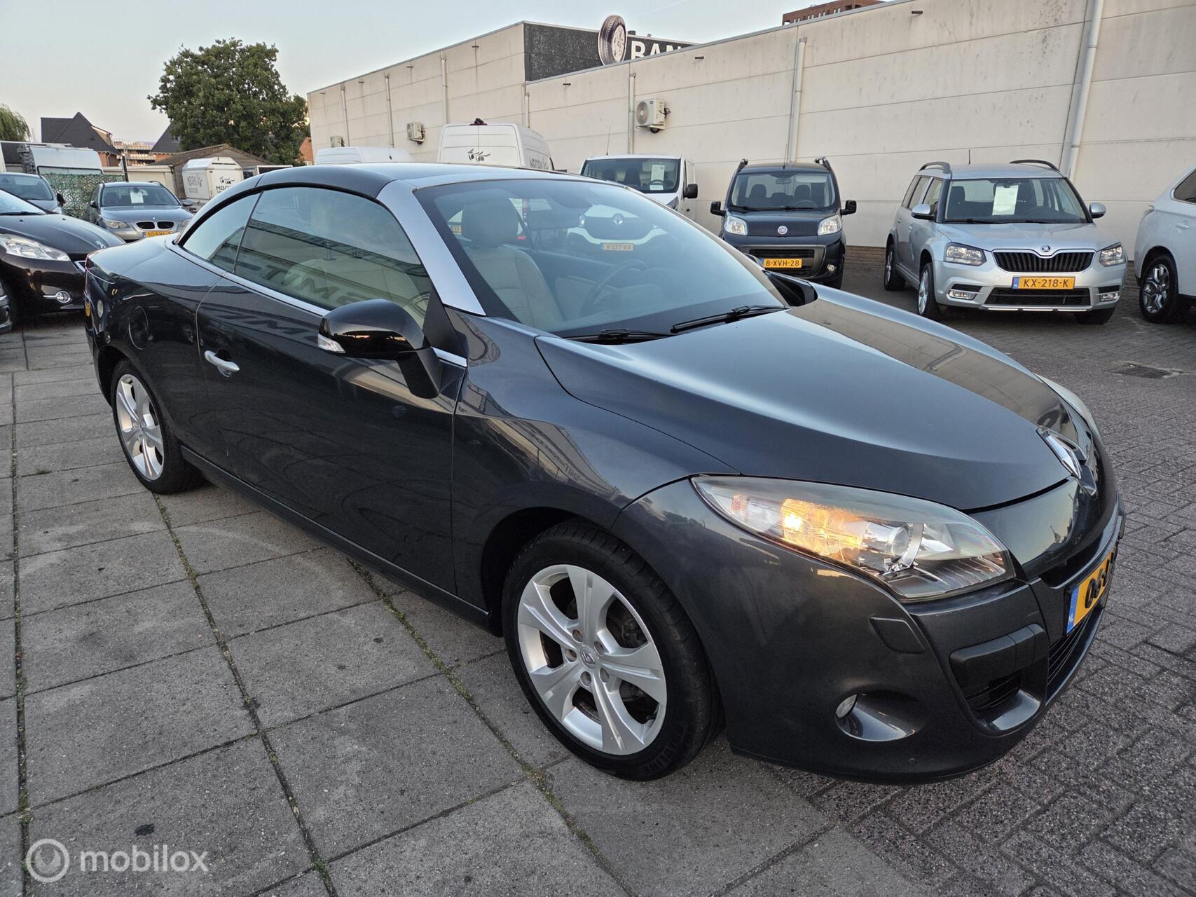 Foto van Renault Mégane Coupé-cabriolet