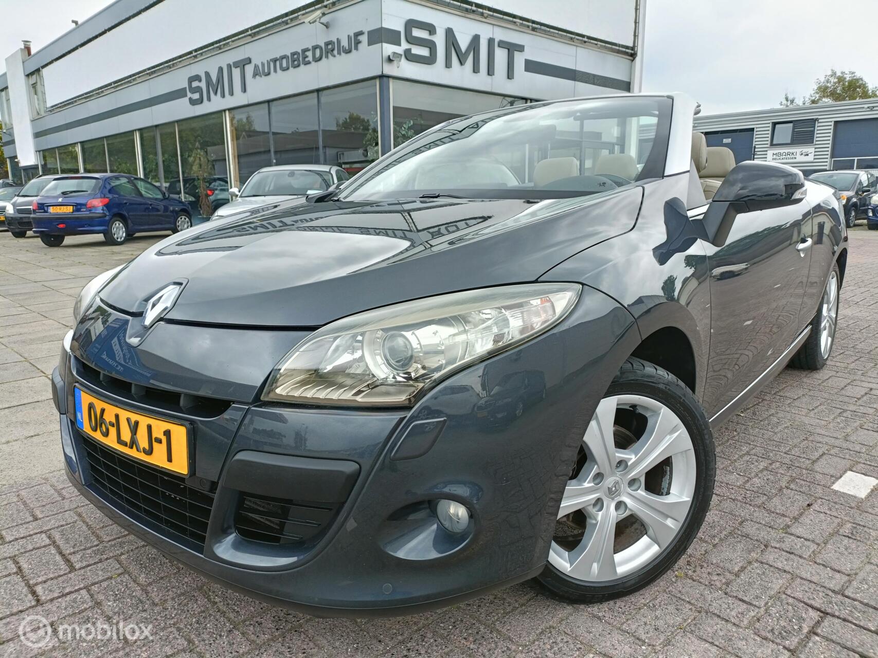 Renault Mégane Coupé-cabriolet 1.4 TCE Dyn. Leder/Nav/Pano 2010 - voorkant