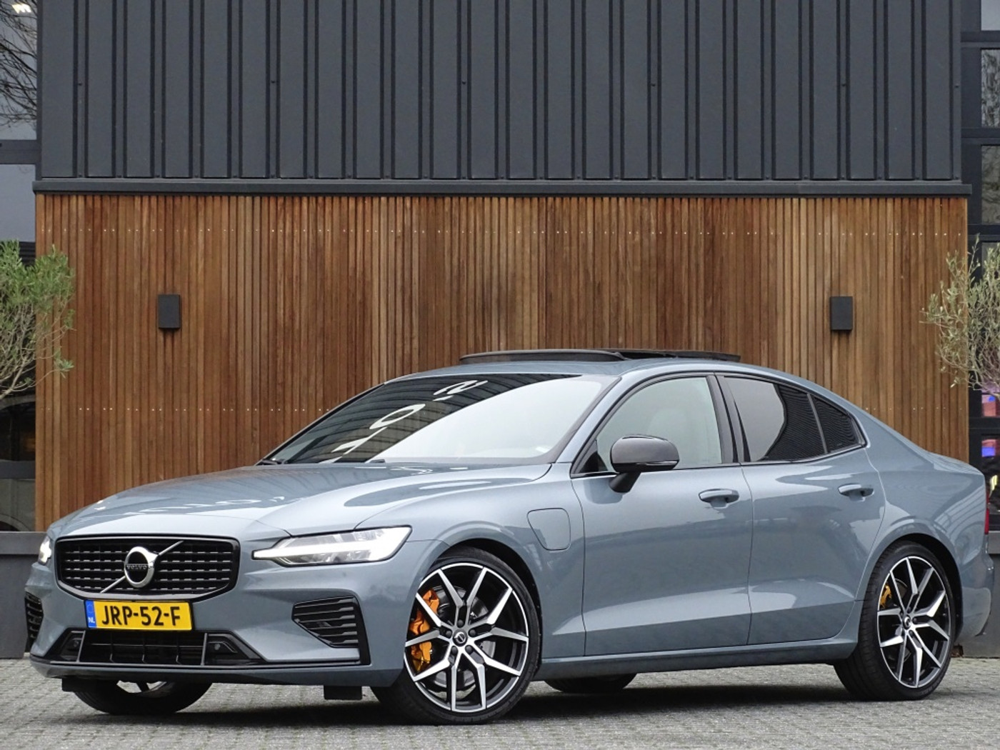 Volvo S60 T8 405PK Polestar Engineerd AWD / Brembo / Harman Kardon / LED 2021 - voorkant