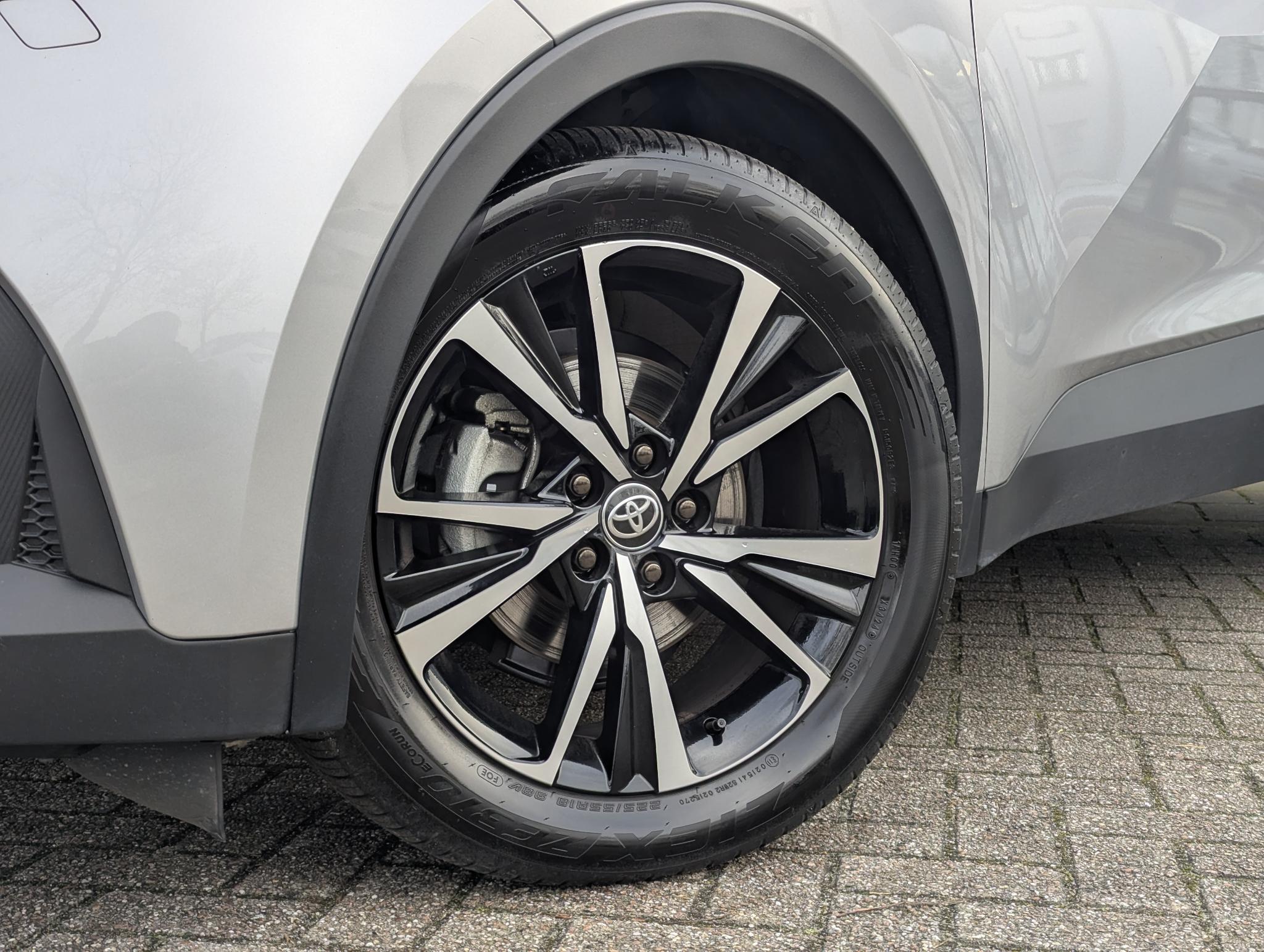 Foto van Toyota Toyota C-hr