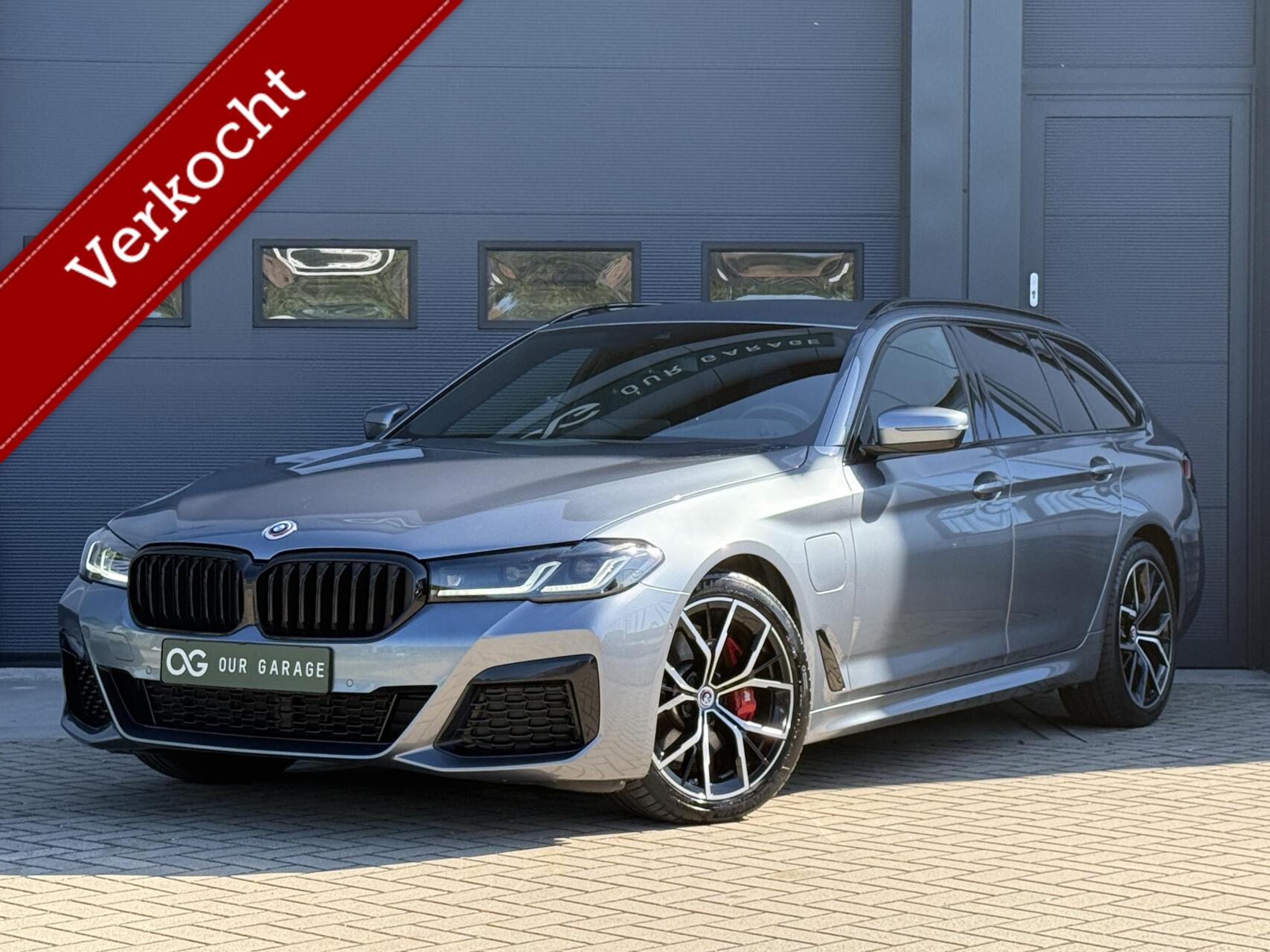 BMW 530e 530e M-Sport|Leer|H&K|Memory|19" 2022 - voorkant