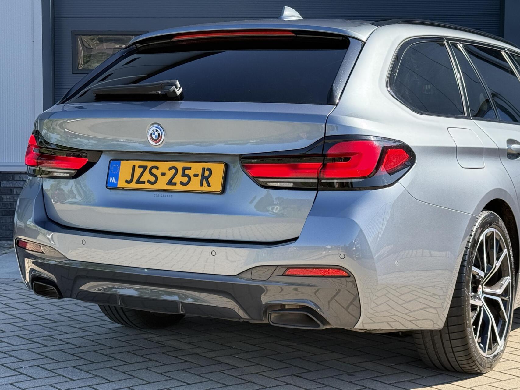 Foto van BMW 530e
