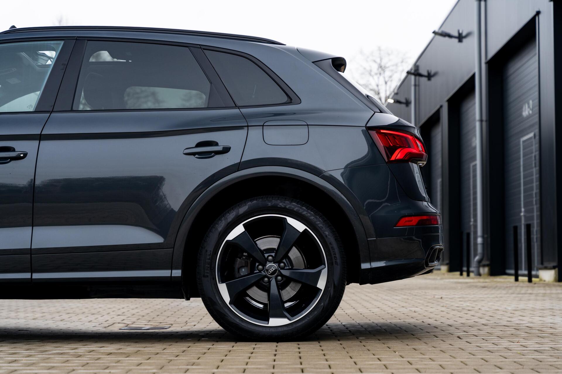 Foto van Audi Q5 55 TFSI E