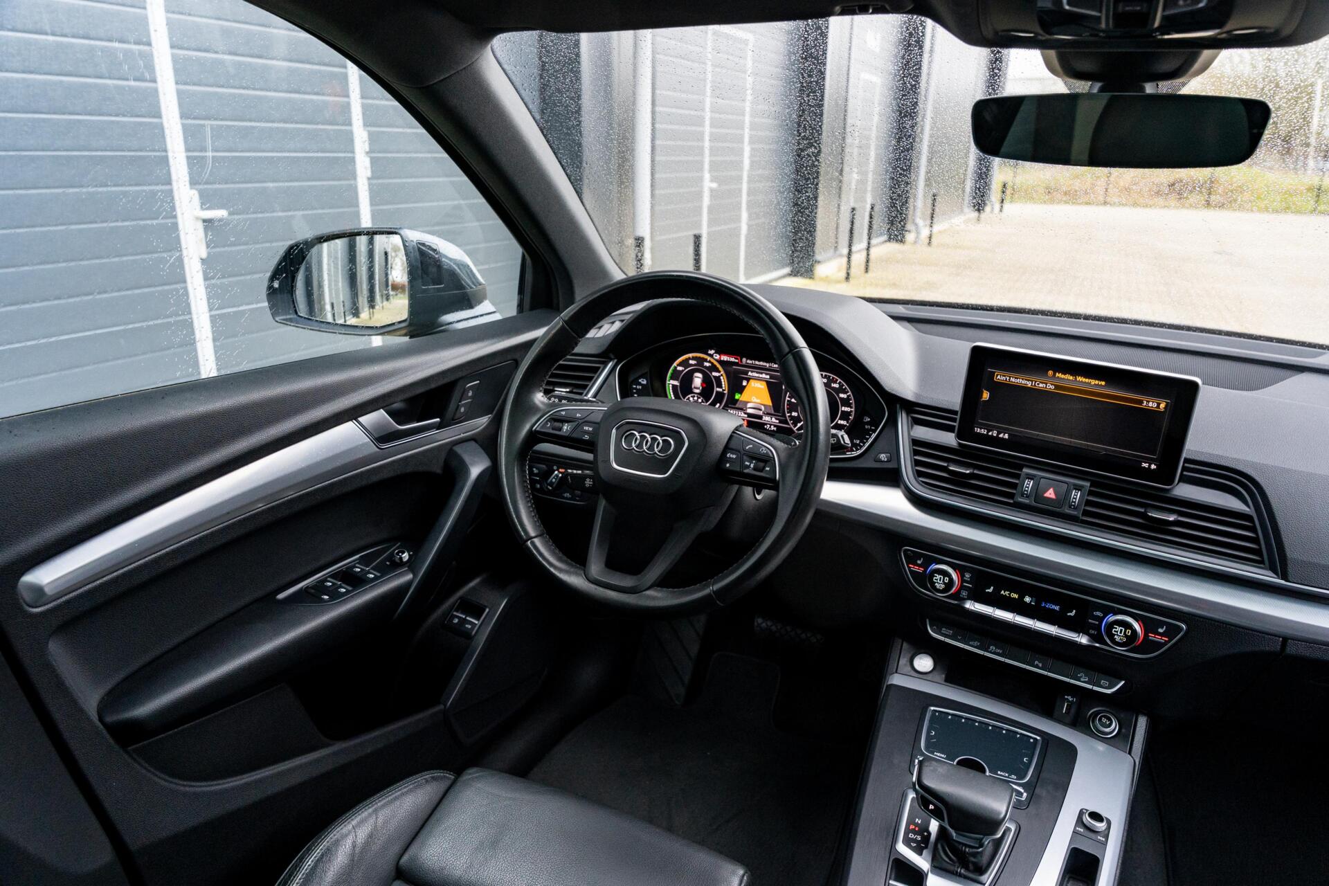 Foto van Audi Q5 55 TFSI E