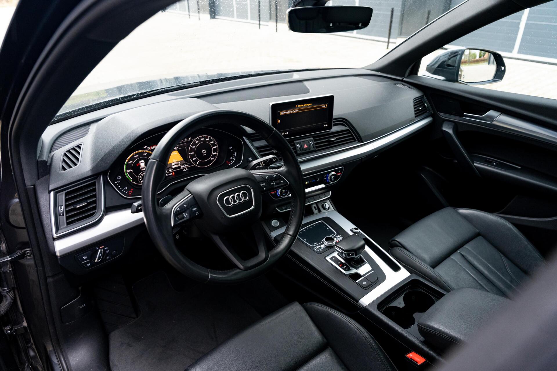 Foto van Audi Q5 55 TFSI E