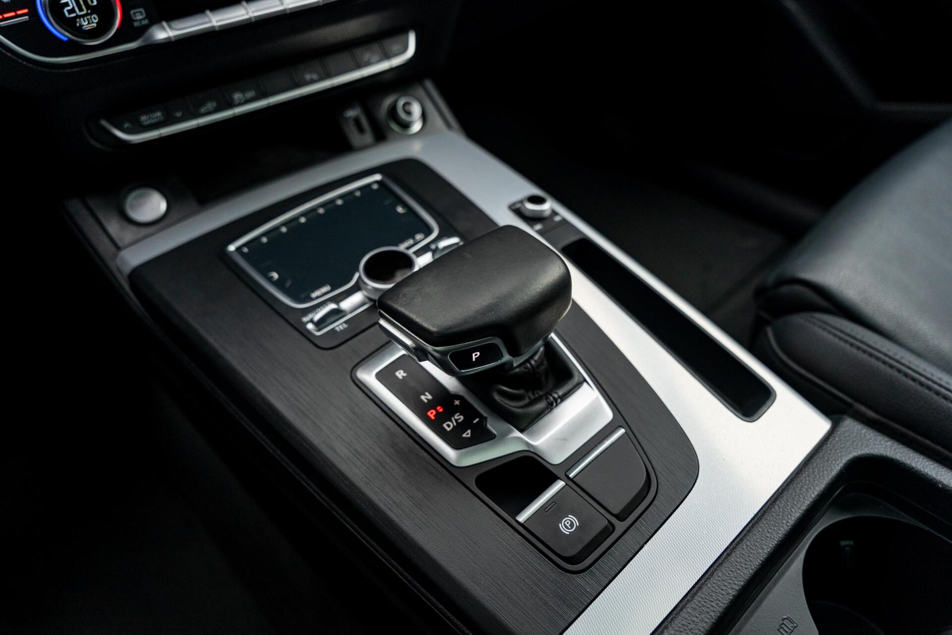 Foto van Audi Q5 55 TFSI E
