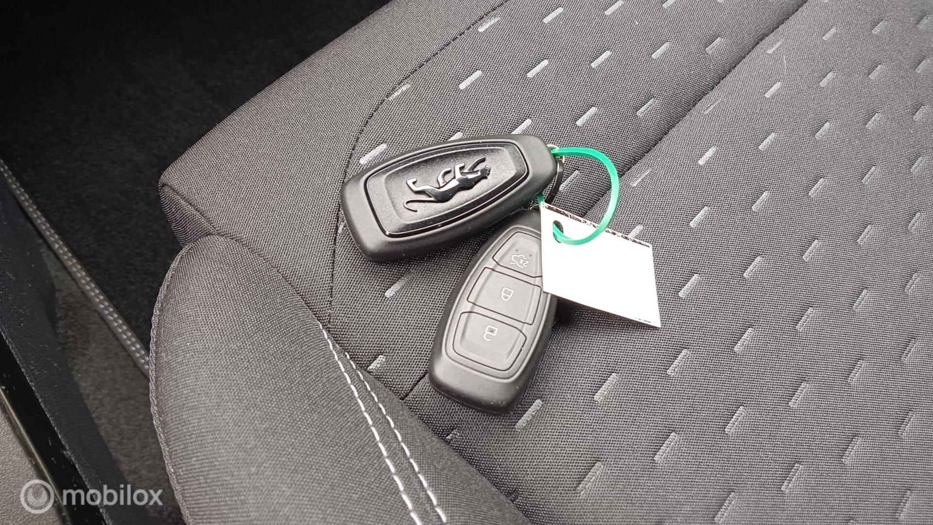 Foto van Ford Puma