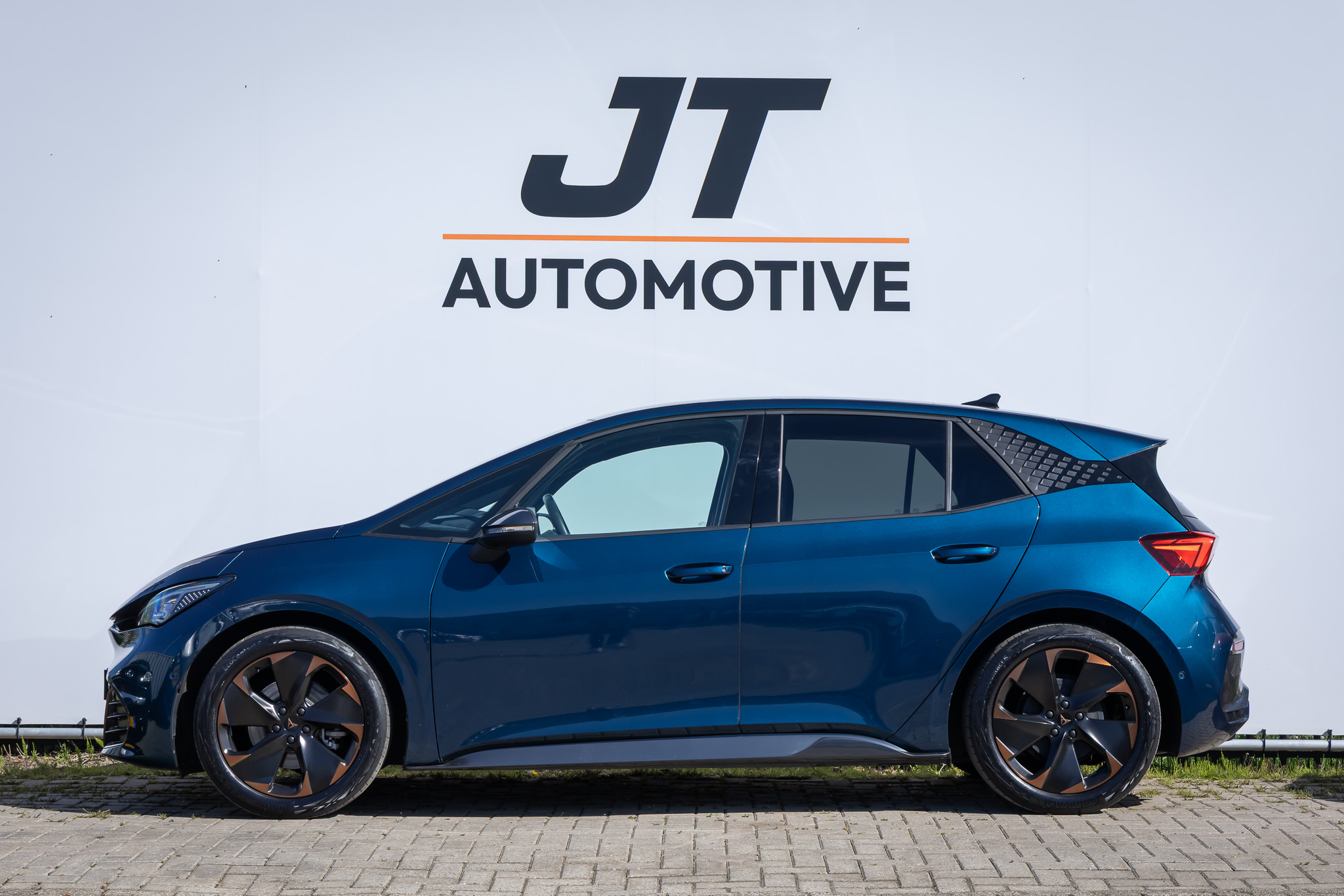Foto van Cupra Born 150 KW 58/62 KWH