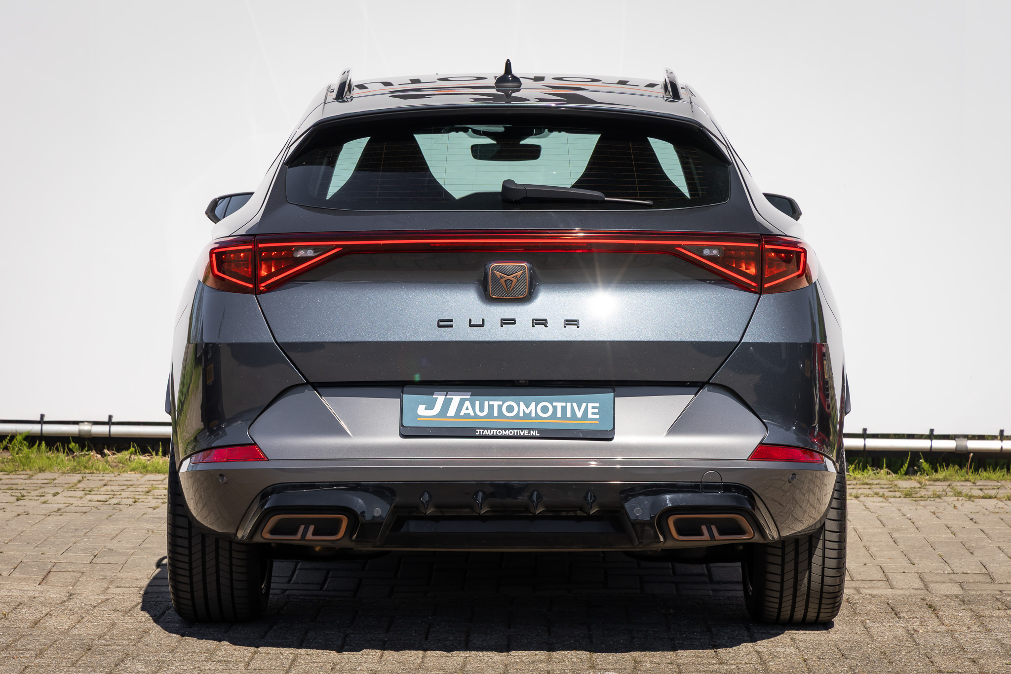 Foto van Cupra Formentor VZ E-hybrid