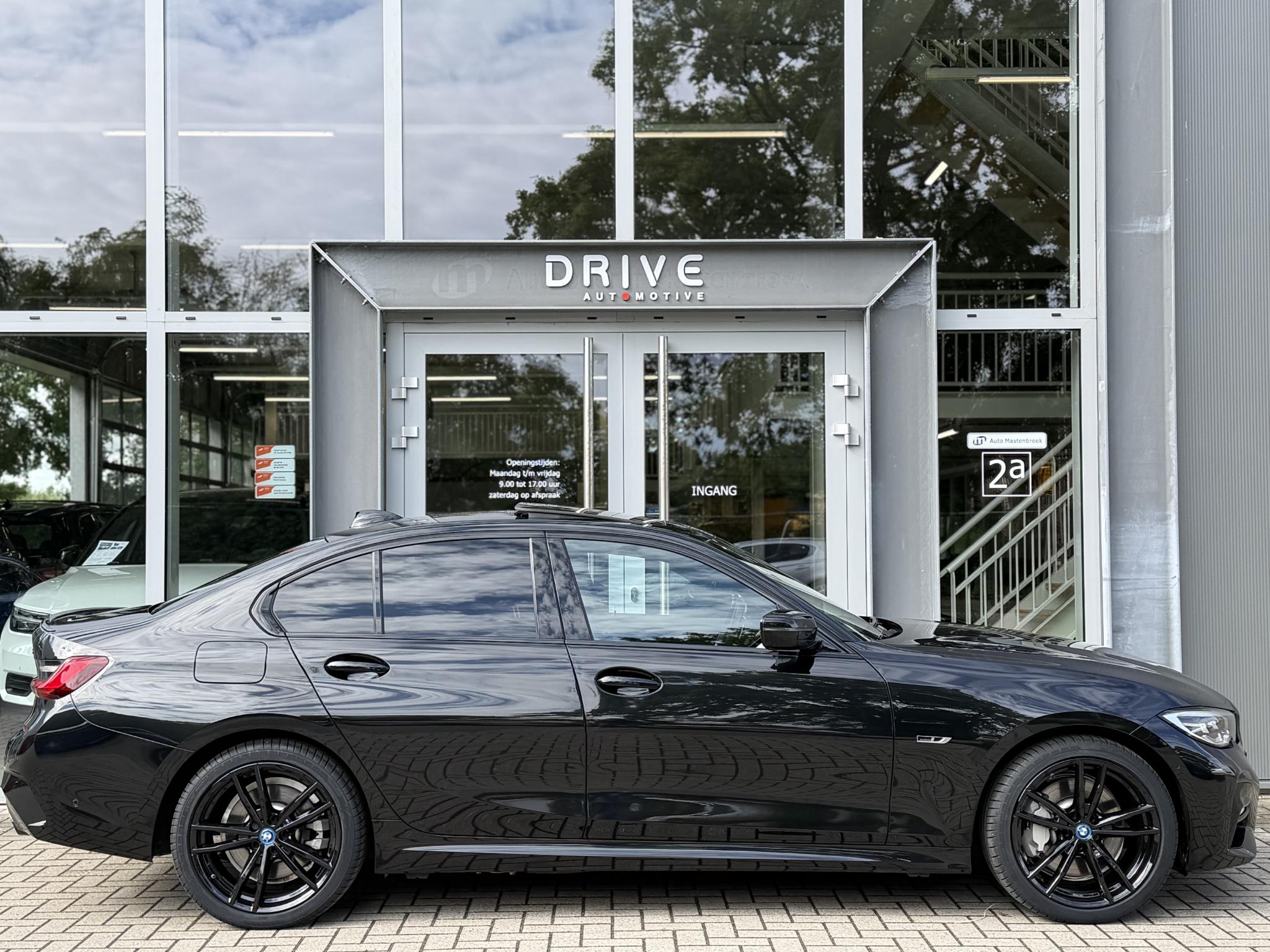 Foto van BMW 330e
