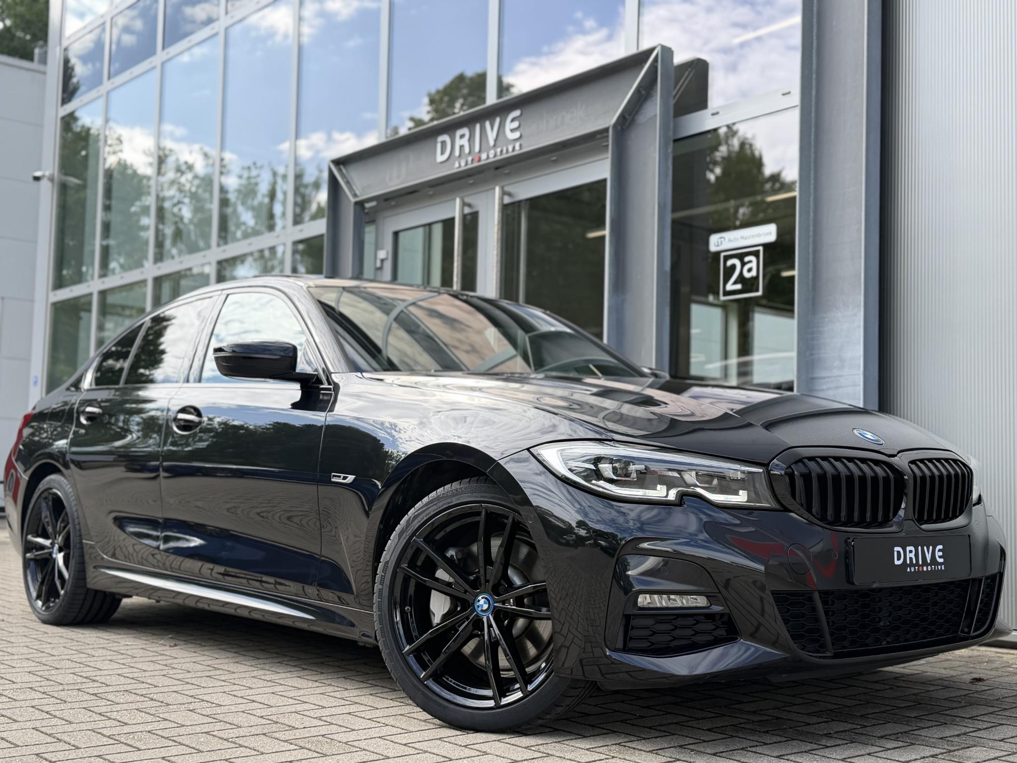 Foto van BMW 330e