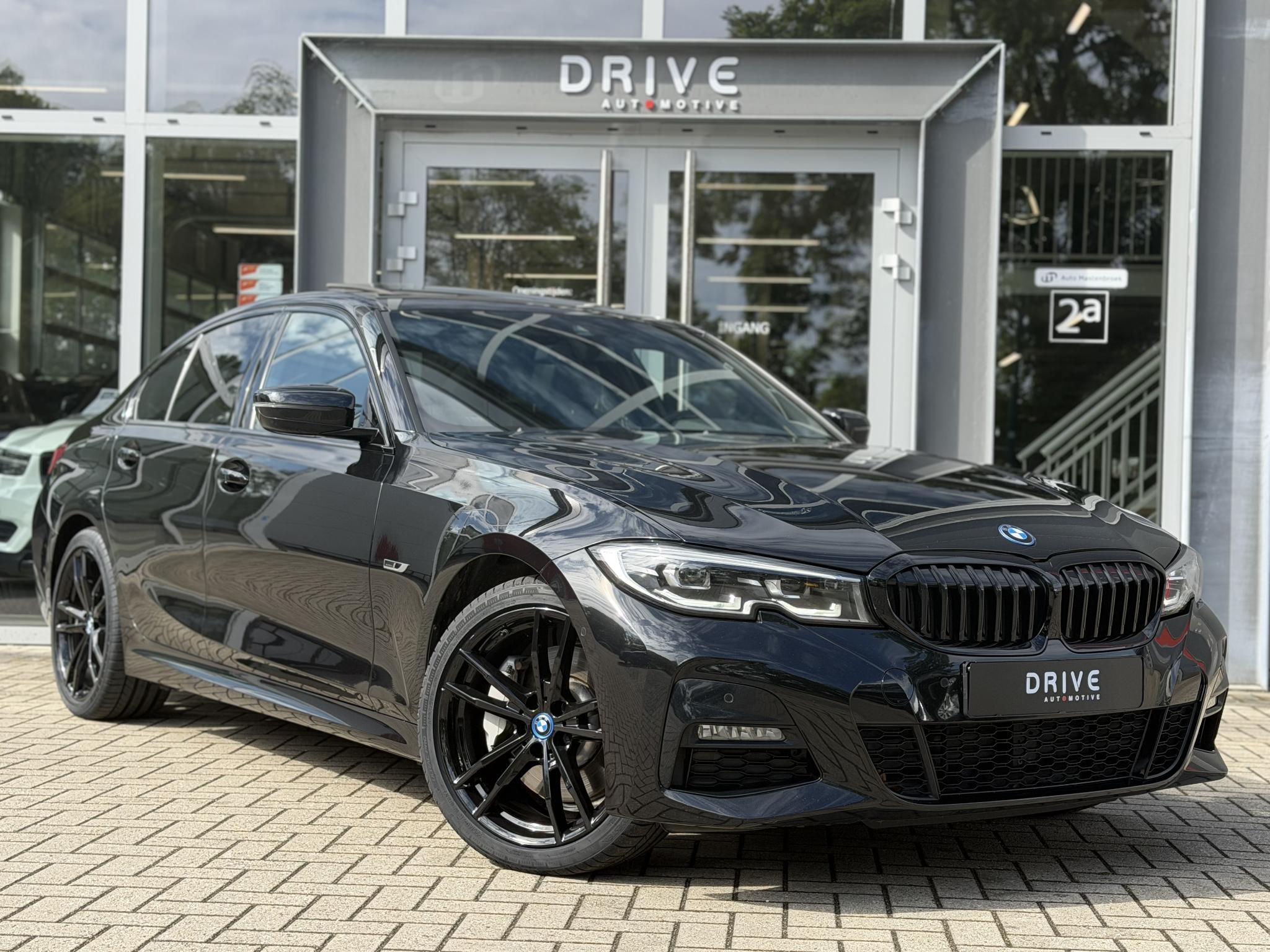 Foto van BMW 330e