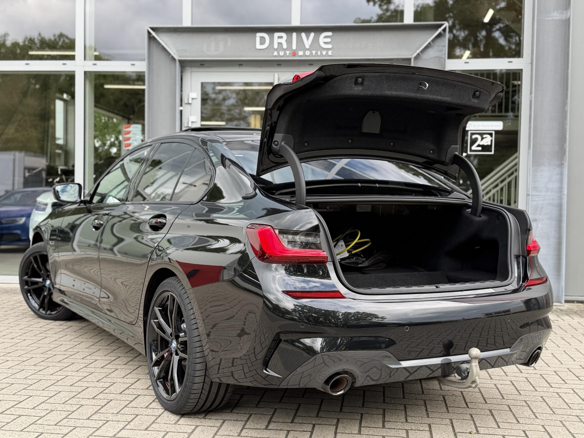 Foto van BMW 330e