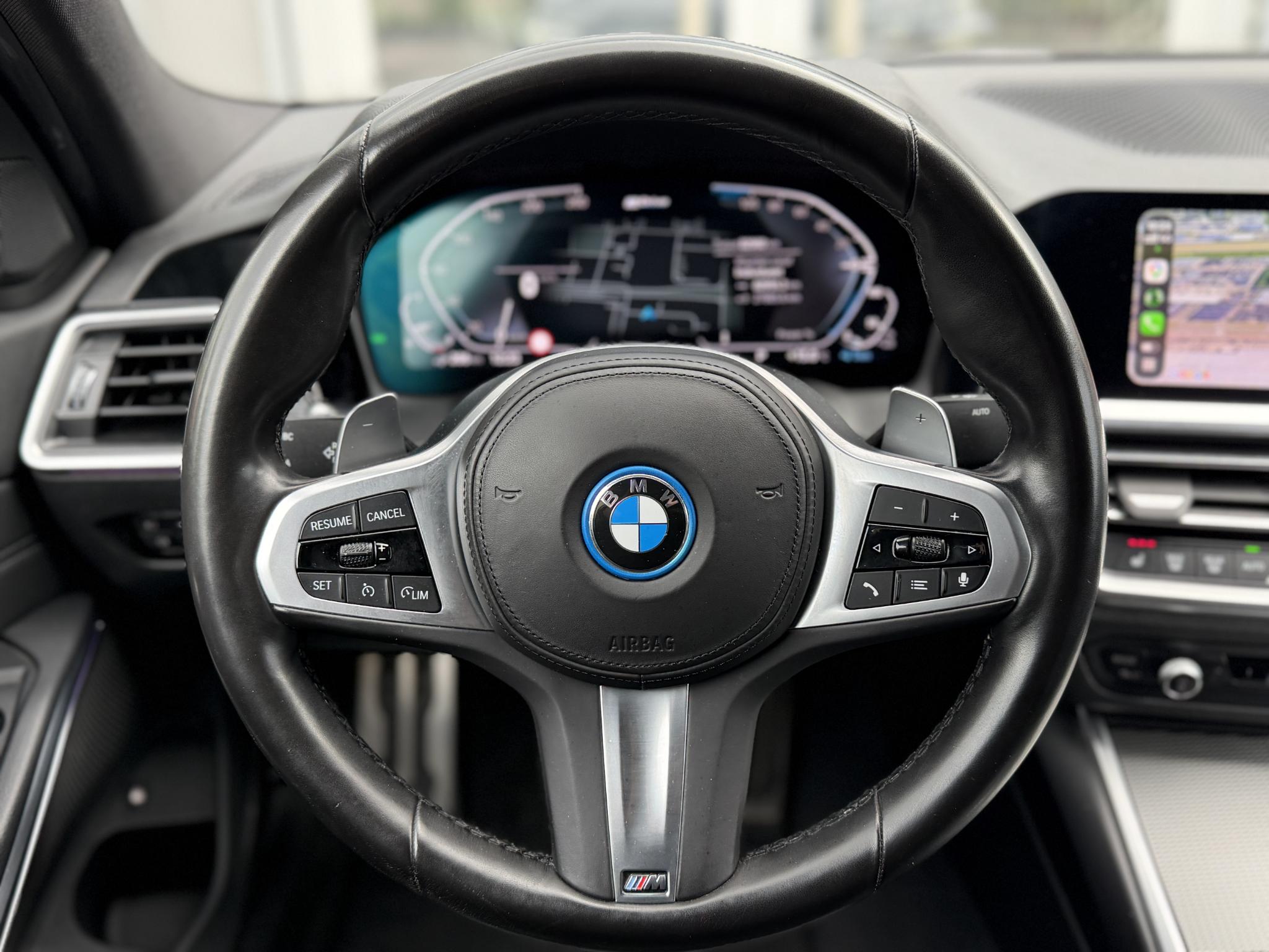 Foto van BMW 330e