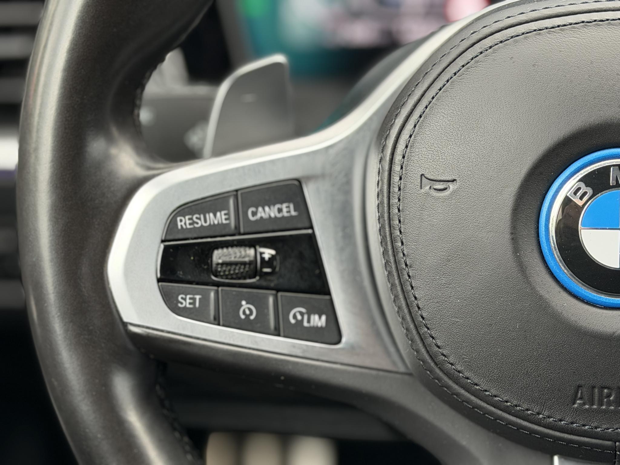 Foto van BMW 330e