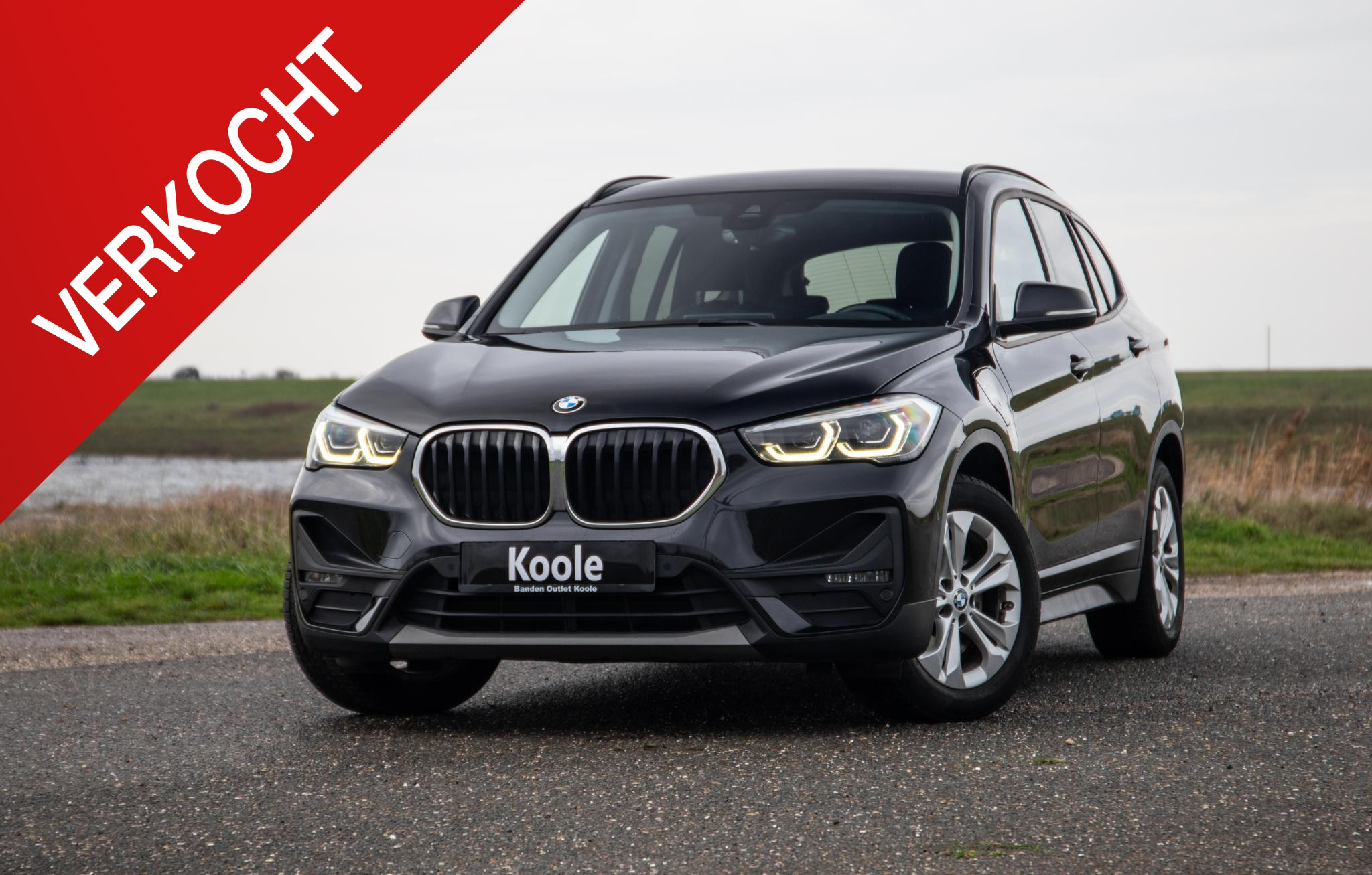 BMW X1 xDrive25e Executive 2021 - voorkant