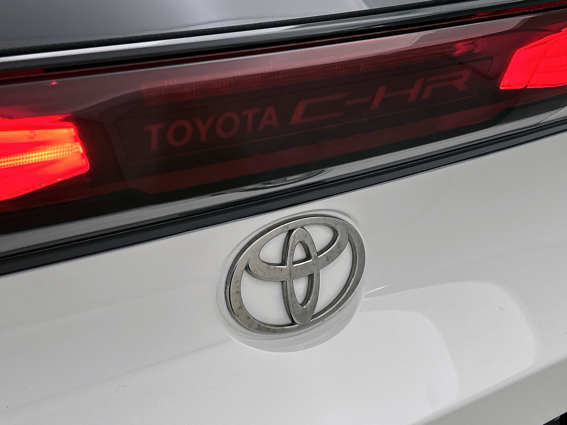 Foto van Toyota Toyota C-hr