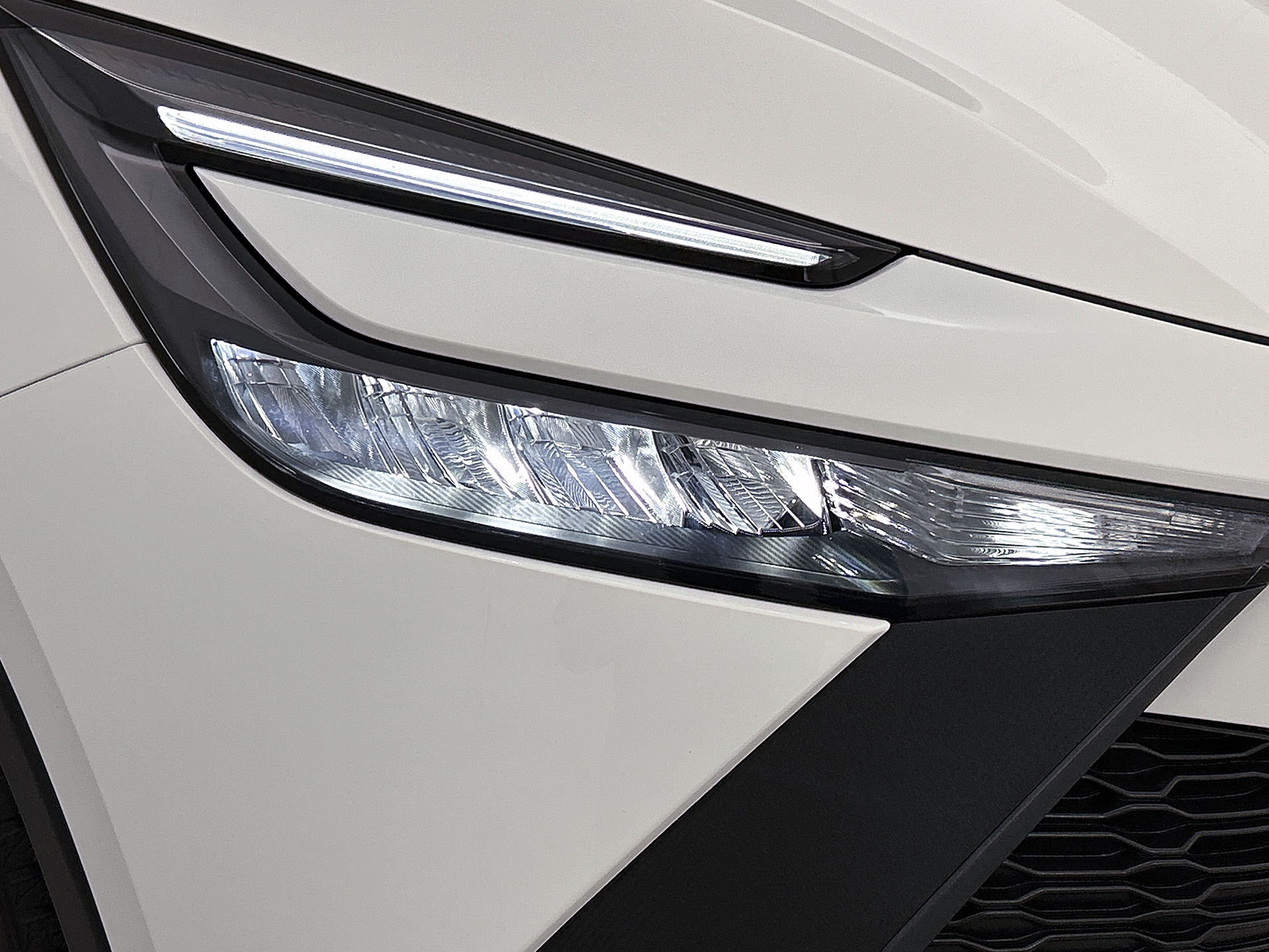 Foto van Toyota Toyota C-hr