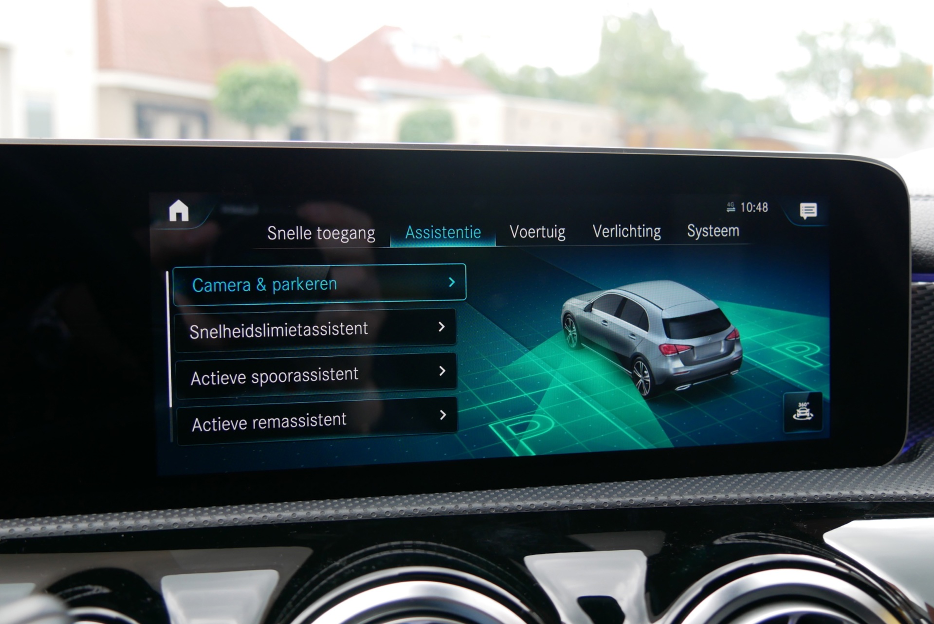 Foto van Mercedes-Benz A 200