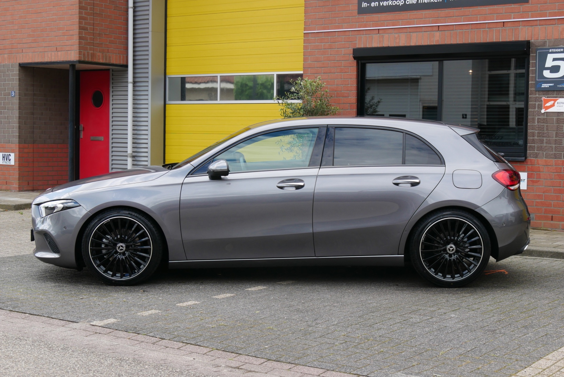 Foto van Mercedes-Benz A 200